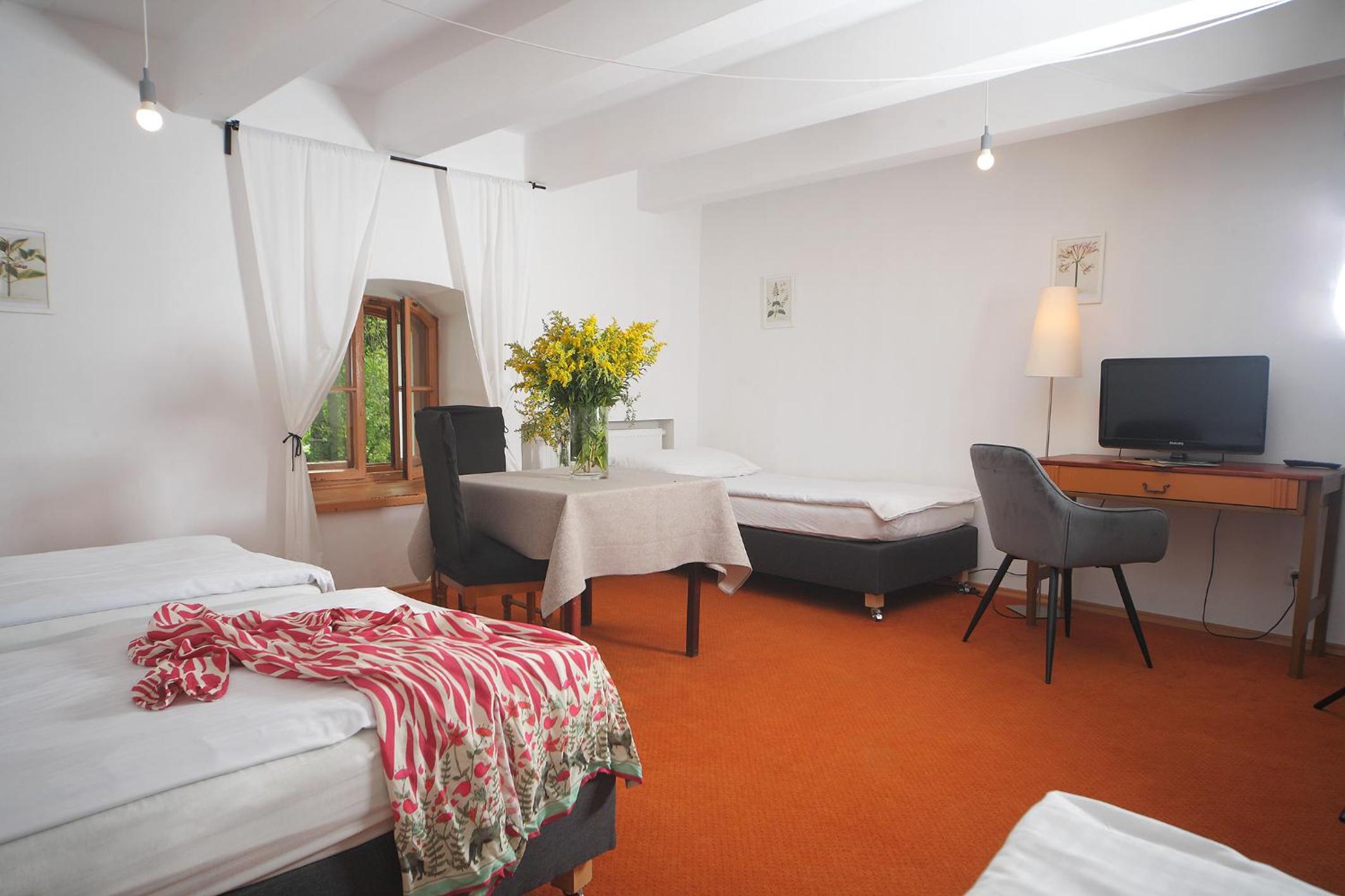 Quadruple Room - Photo 2