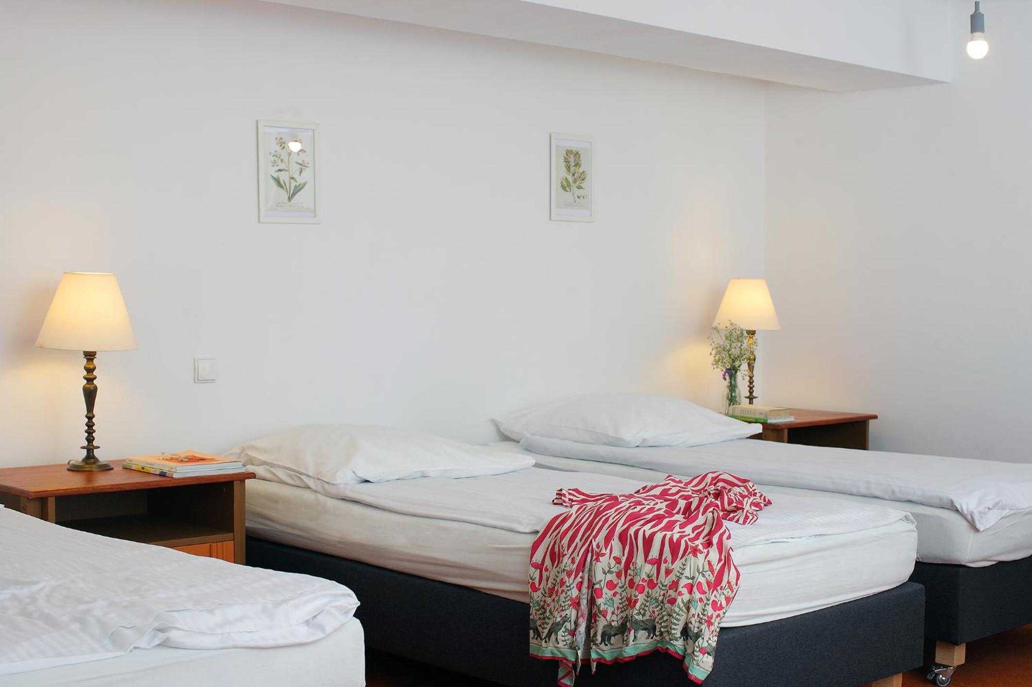 Quadruple Room - Photo 1