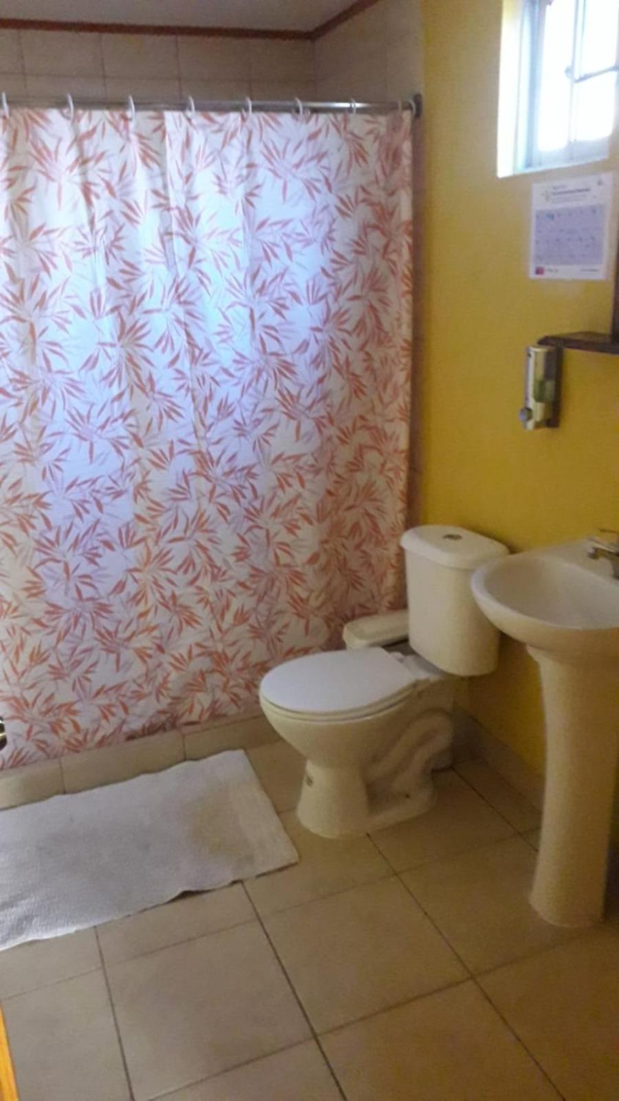 Quadruple Room with Private Bathroom photo 3
