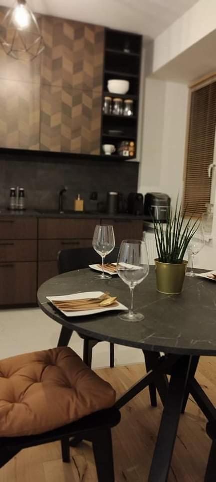 Apartment - Photo 2