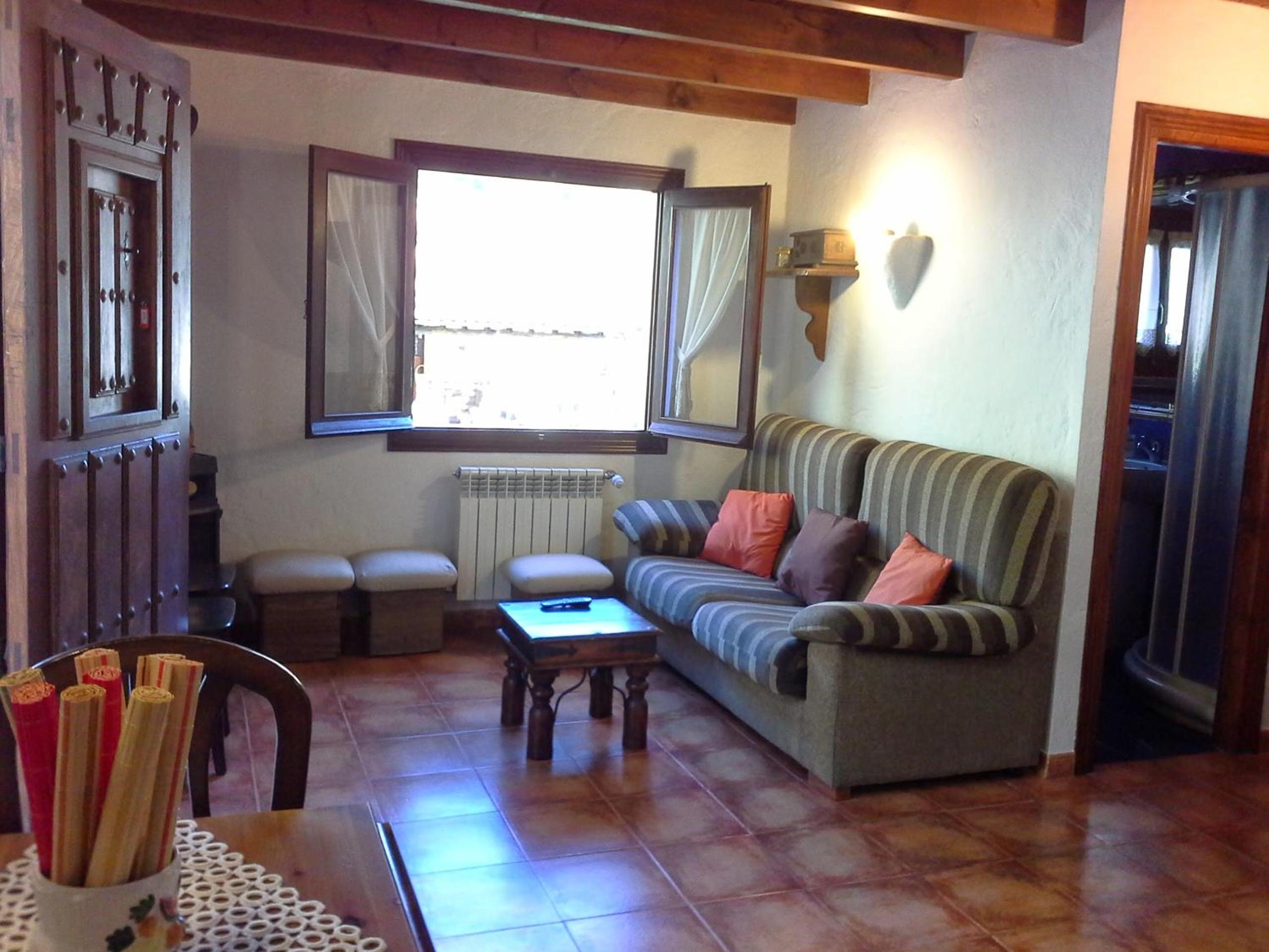 Casa adosada de tres habitaciones