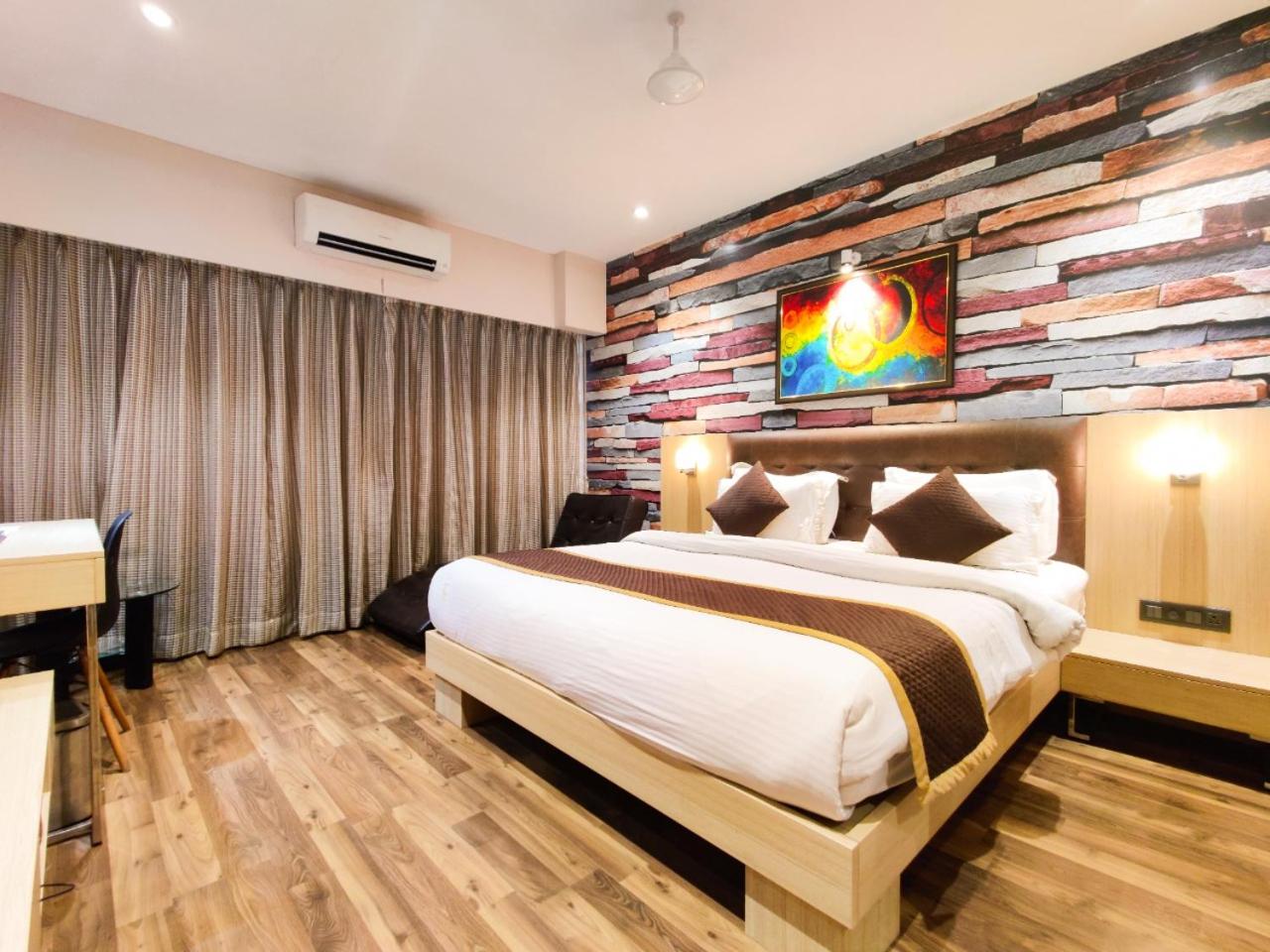 Super Deluxe Double Room - Photo 1