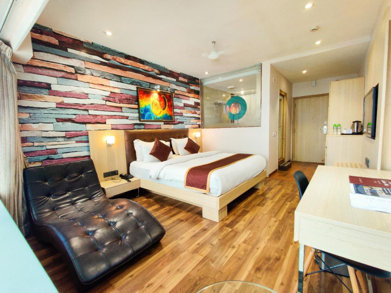 Super Deluxe Double Room - Photo 5