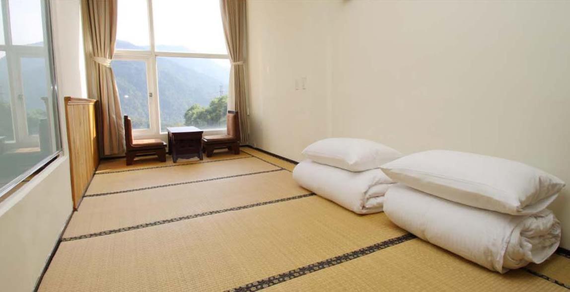 Japanese-Style Quadruple Room photo 2