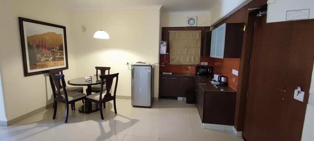 King Room with Lake View photo 2