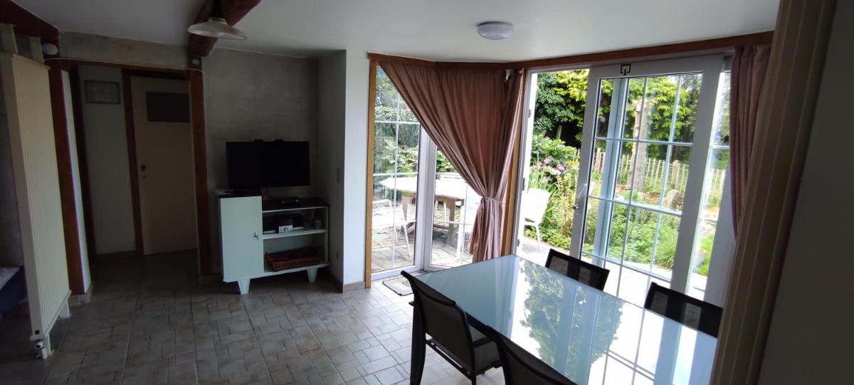 Studio Apartment photo 1
