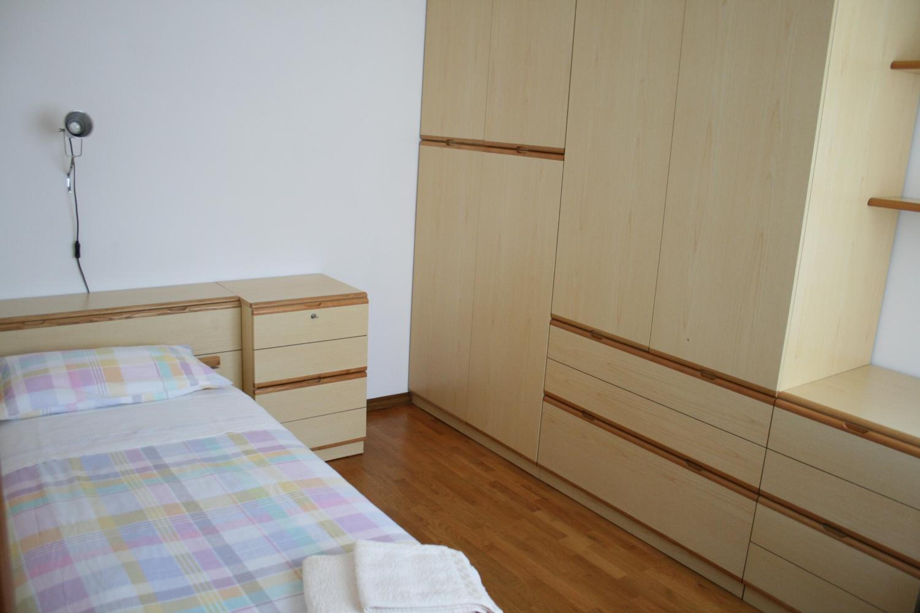 Single Room with Shared Bathroom