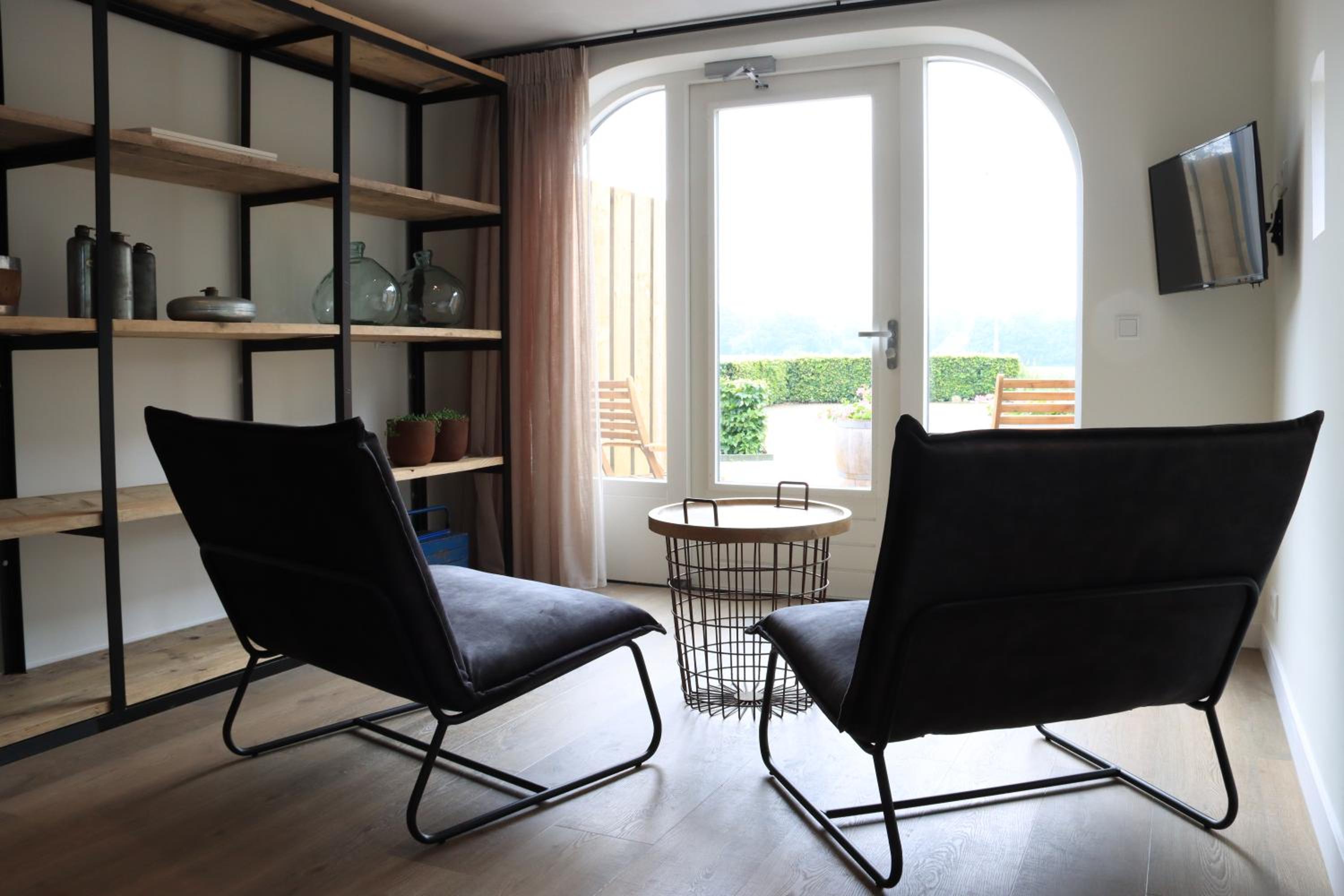 Double Room with Private Bathroom - Photo 1