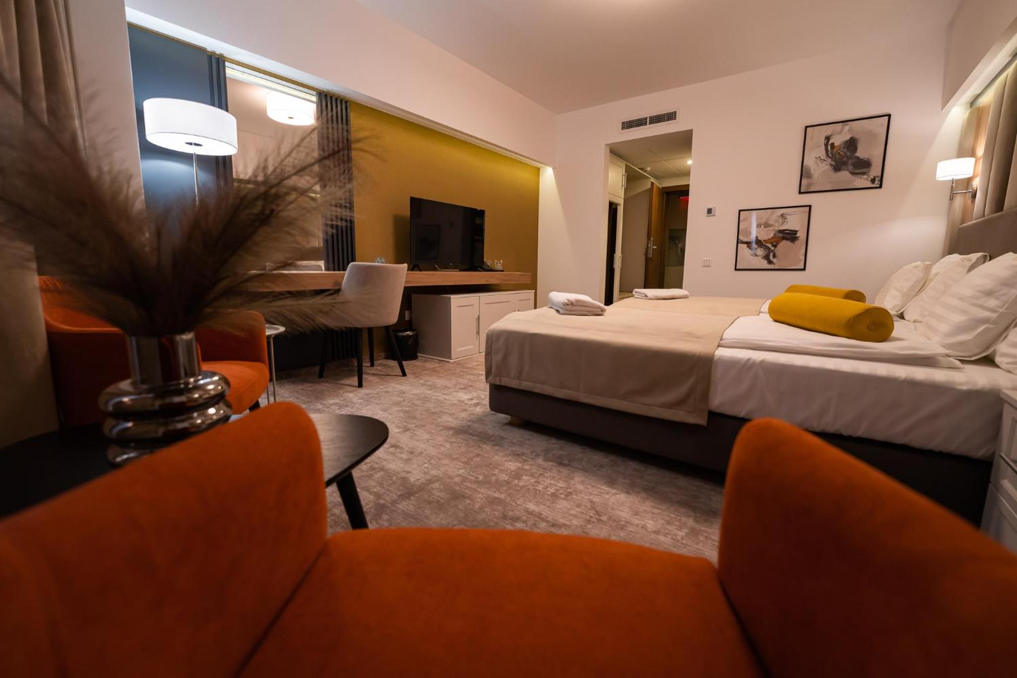 Double Room with Balcony photo 3