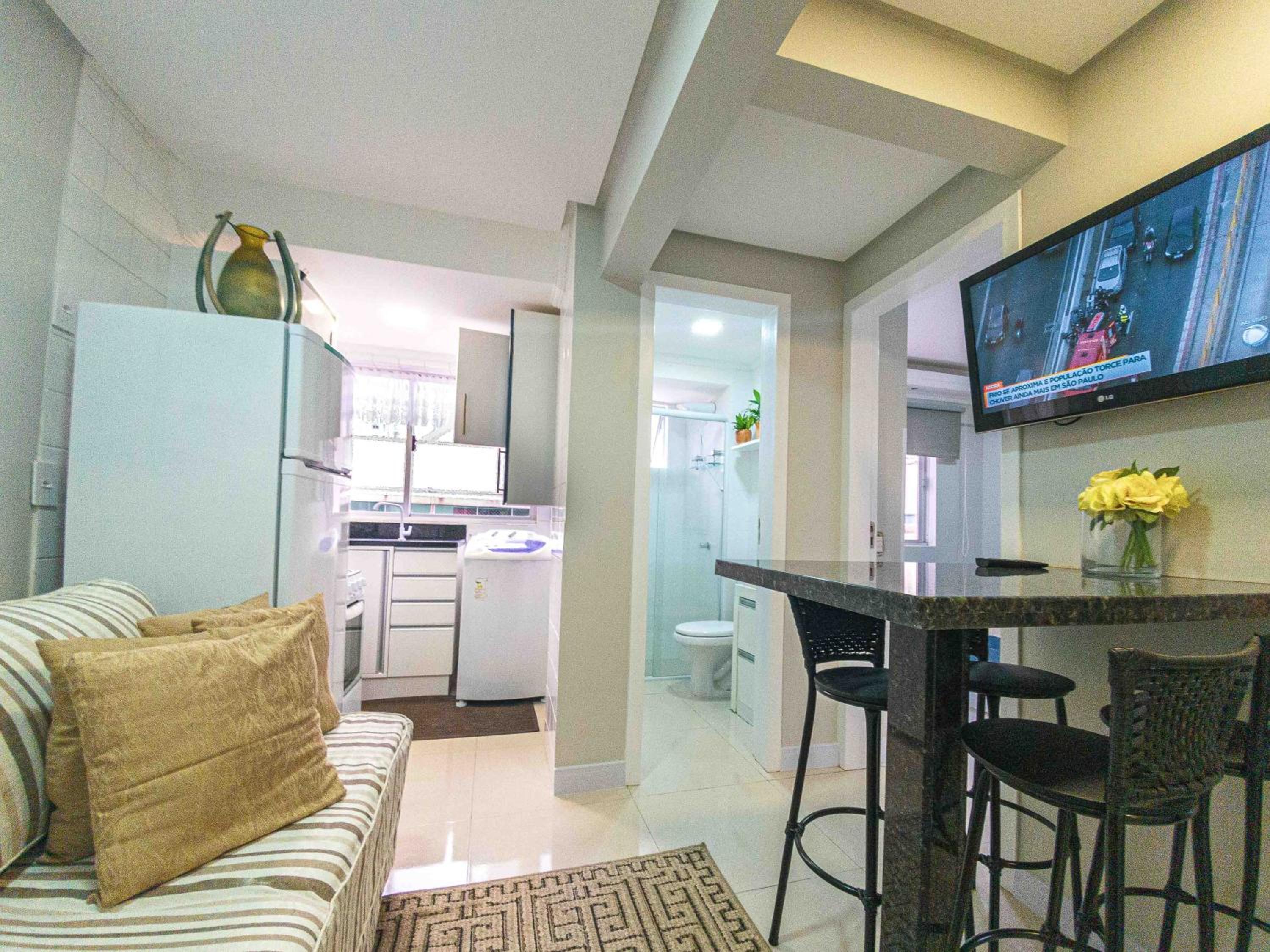 Two-Bedroom Apartment - Photo 6