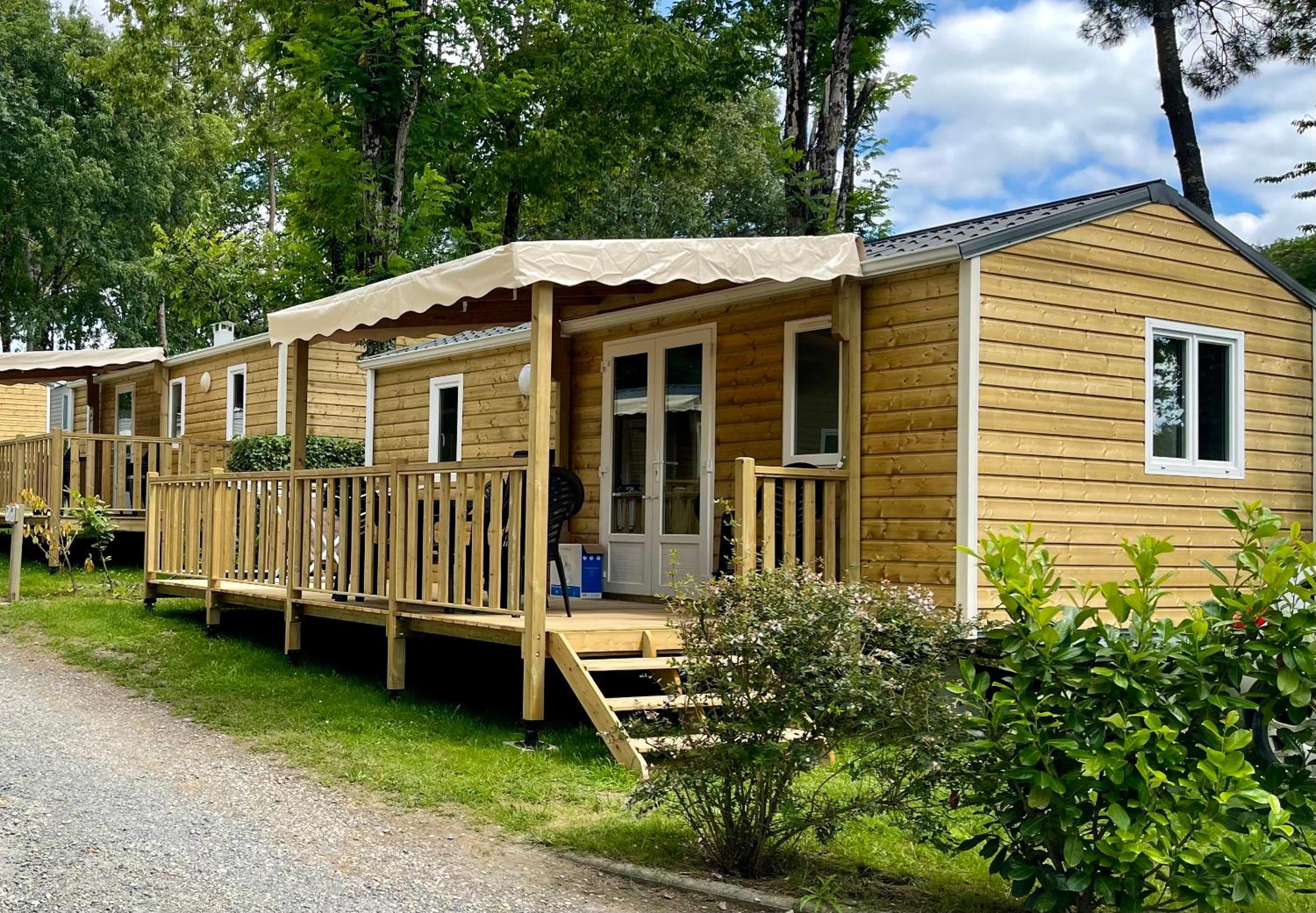 Mobile Home photo 2