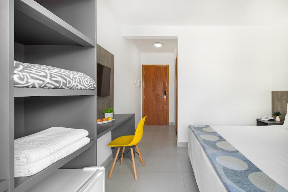 Deluxe Double Room with Balcony photo 2