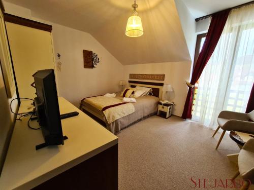 Deluxe Double Room with Bath photo 1