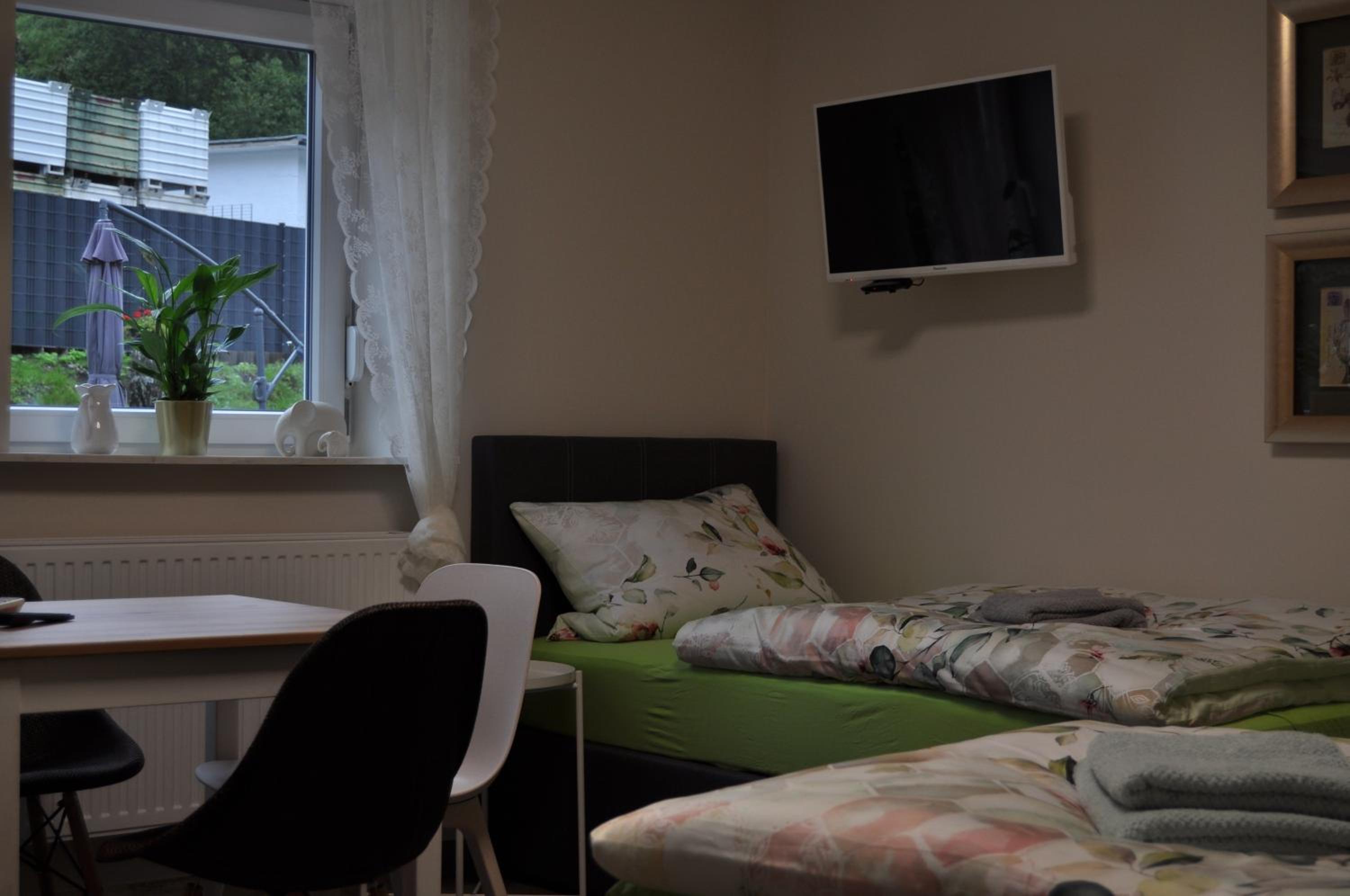 One-Bedroom Apartment - Photo 16