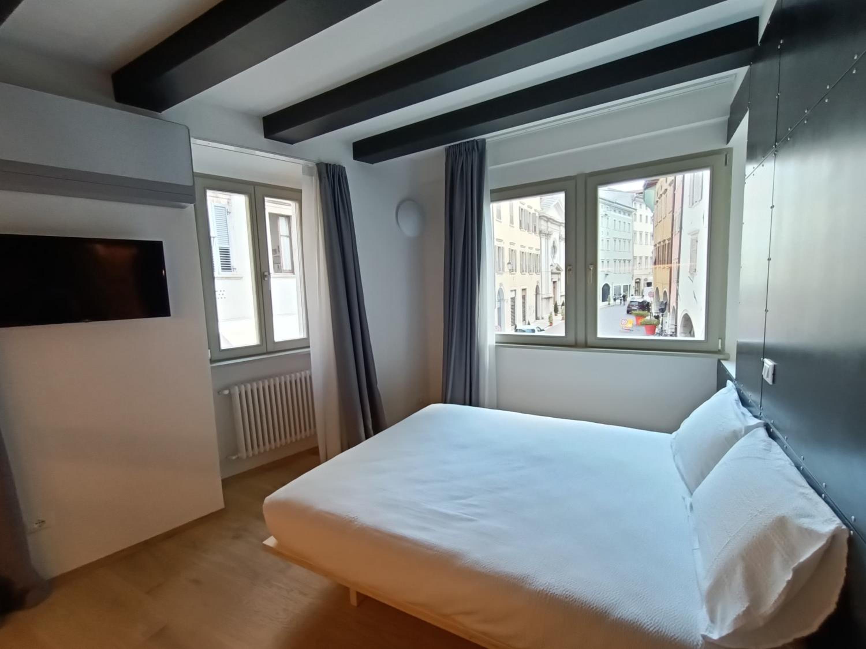 Standard Double Room - Photo 6