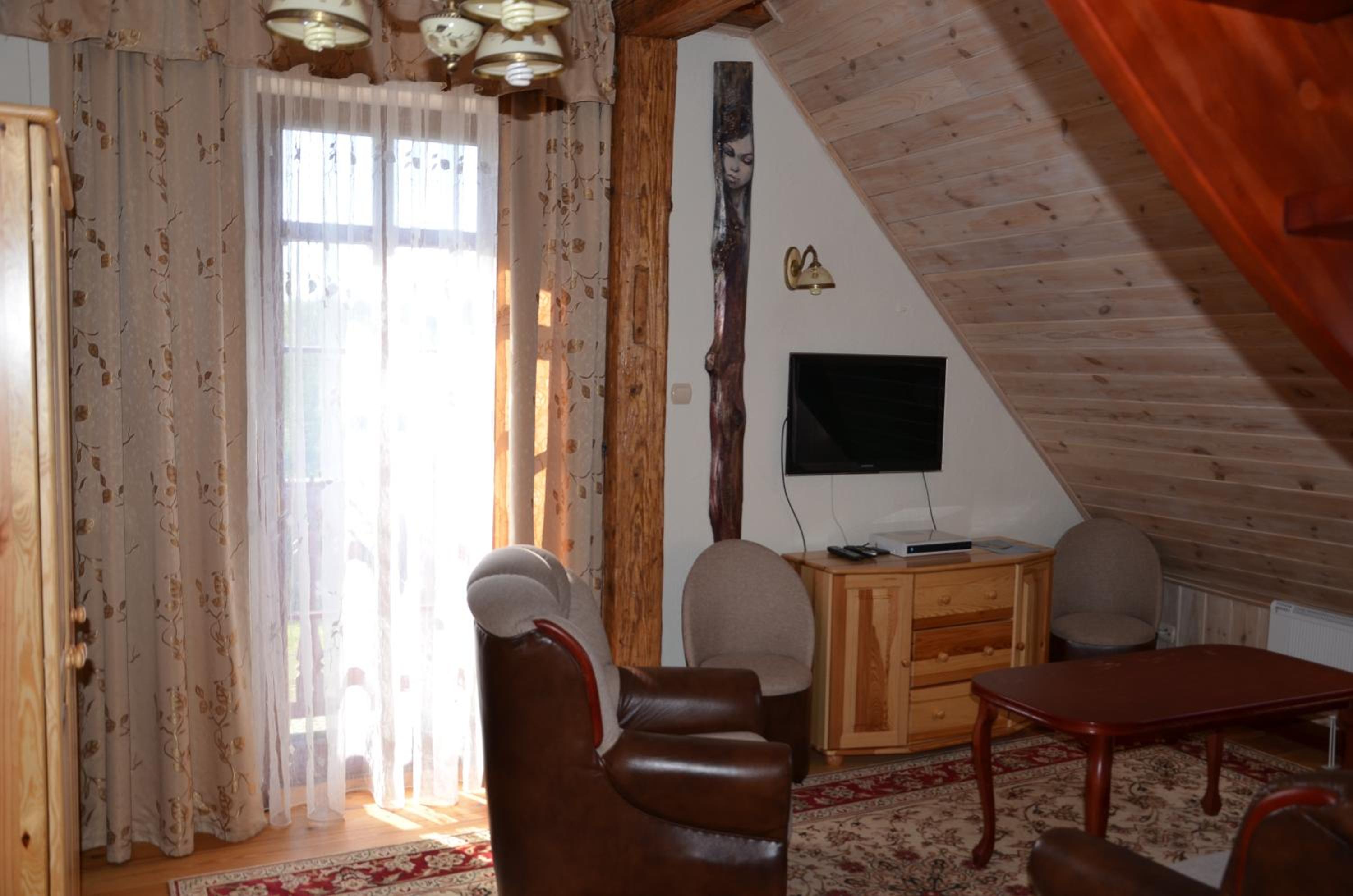 Family Room photo 1