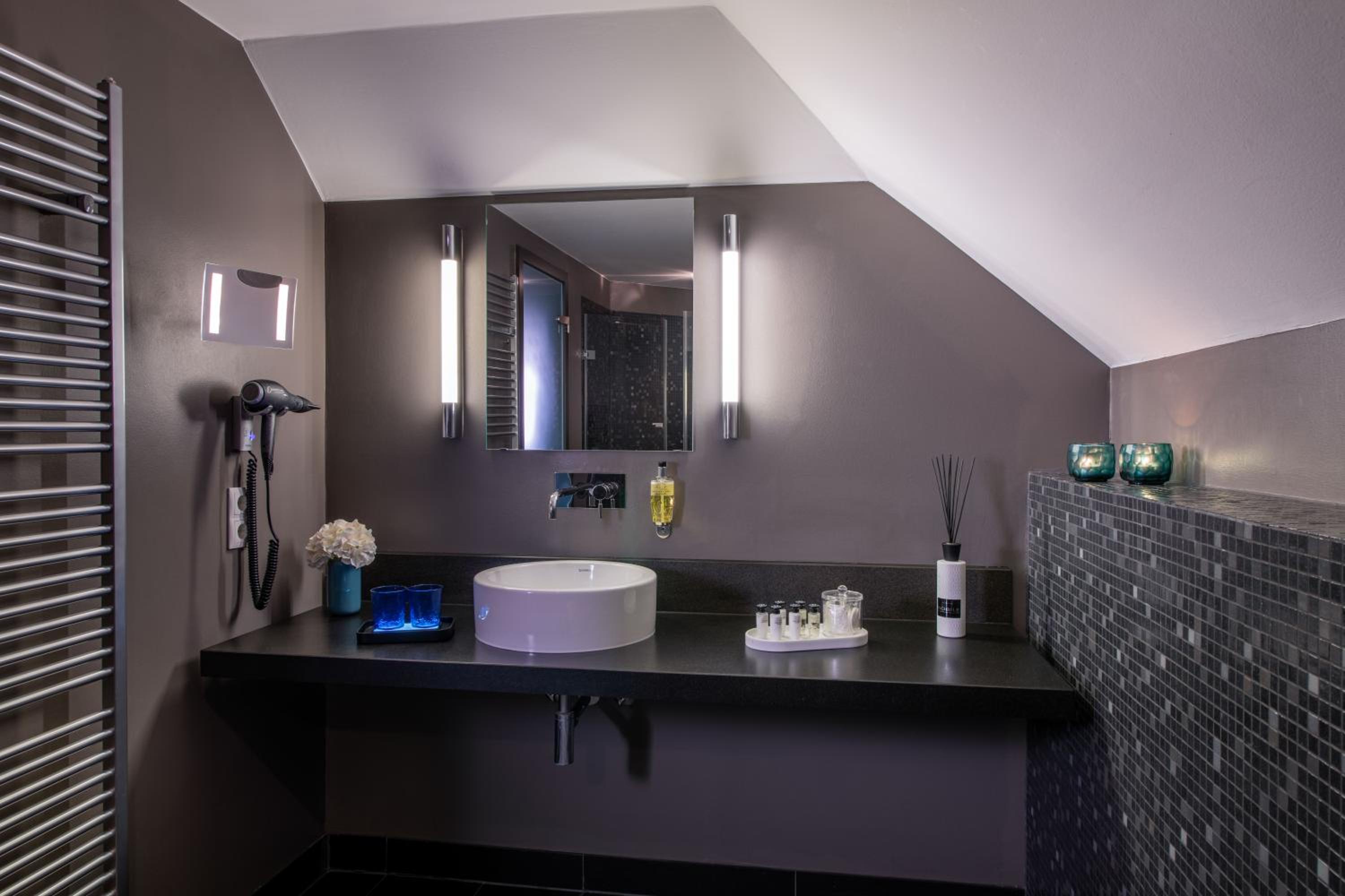 Junior Suite - Photo 10
