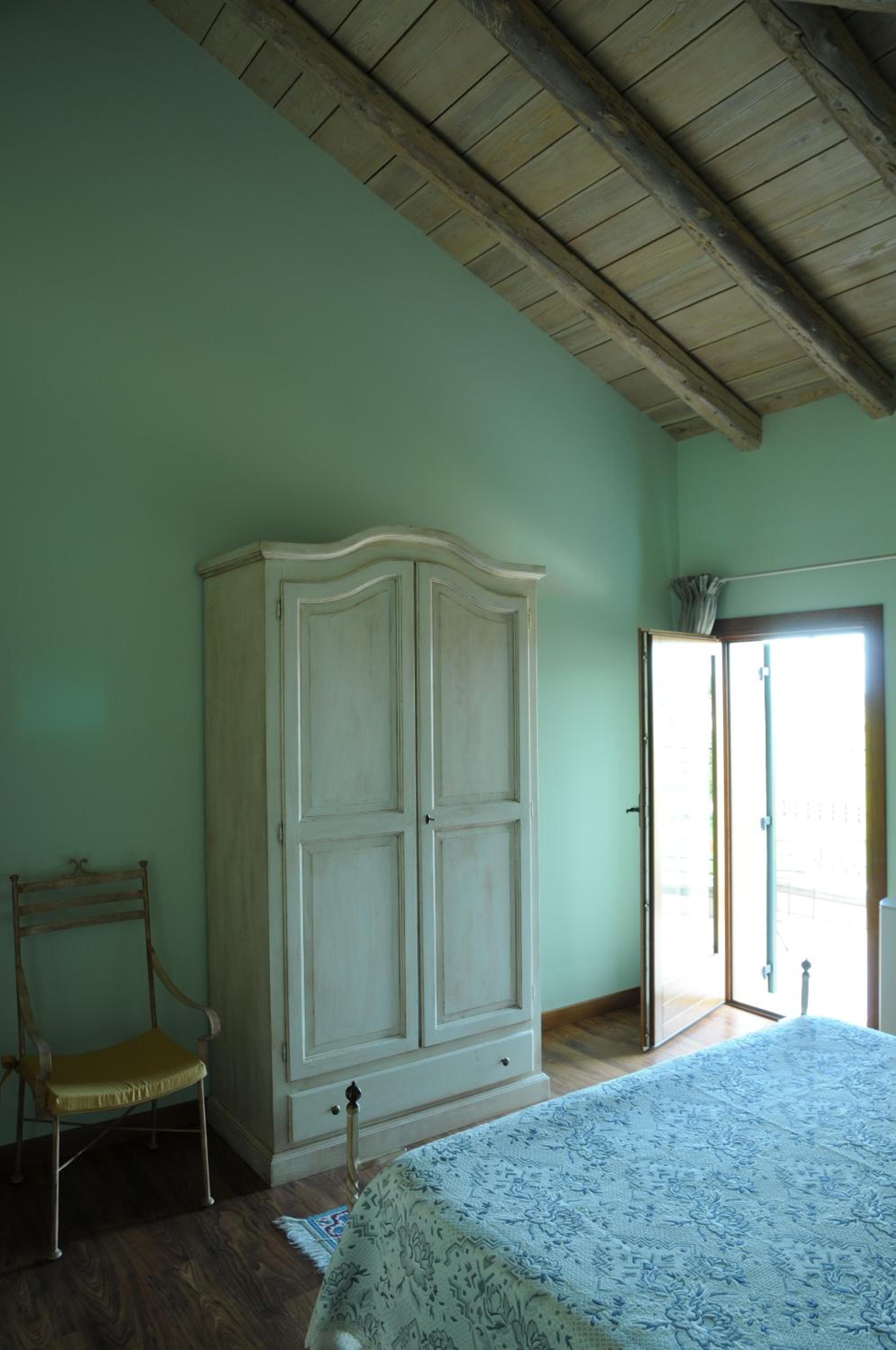 Apartment with Terrace photo 3