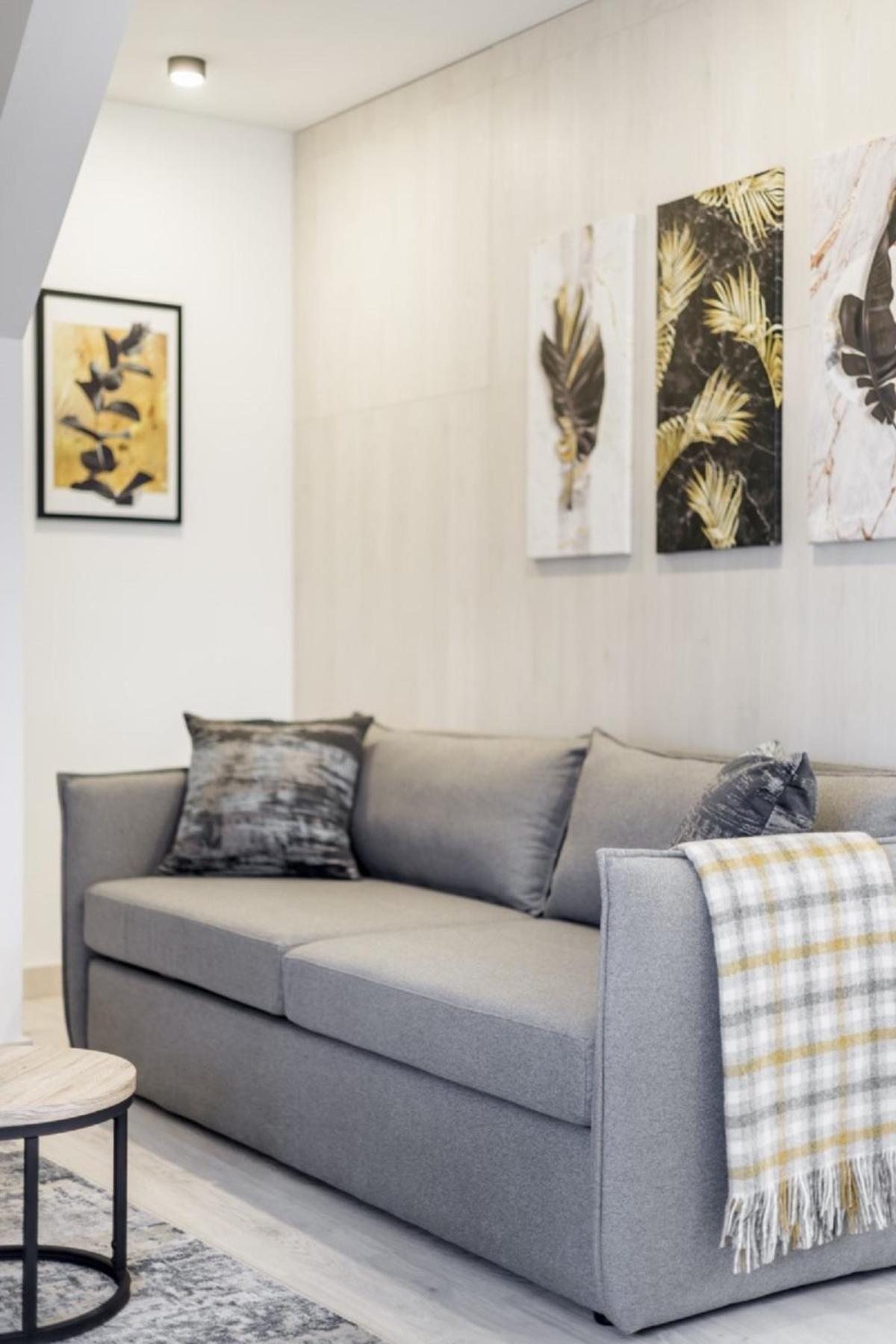 Penthouse Apartment photo 2