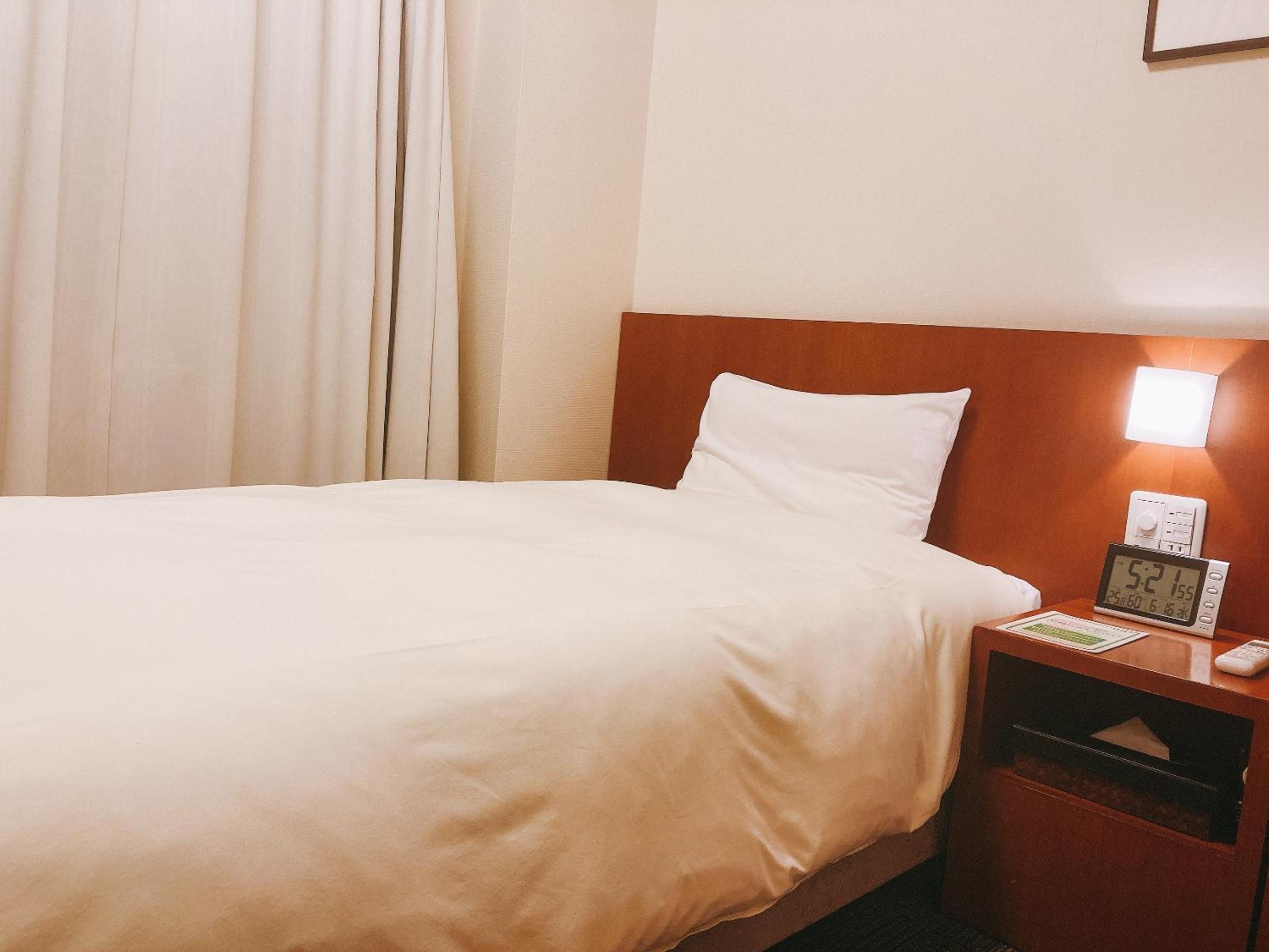 Economy Single Room with Toilet - Smoking (No shower, No view) photo 1