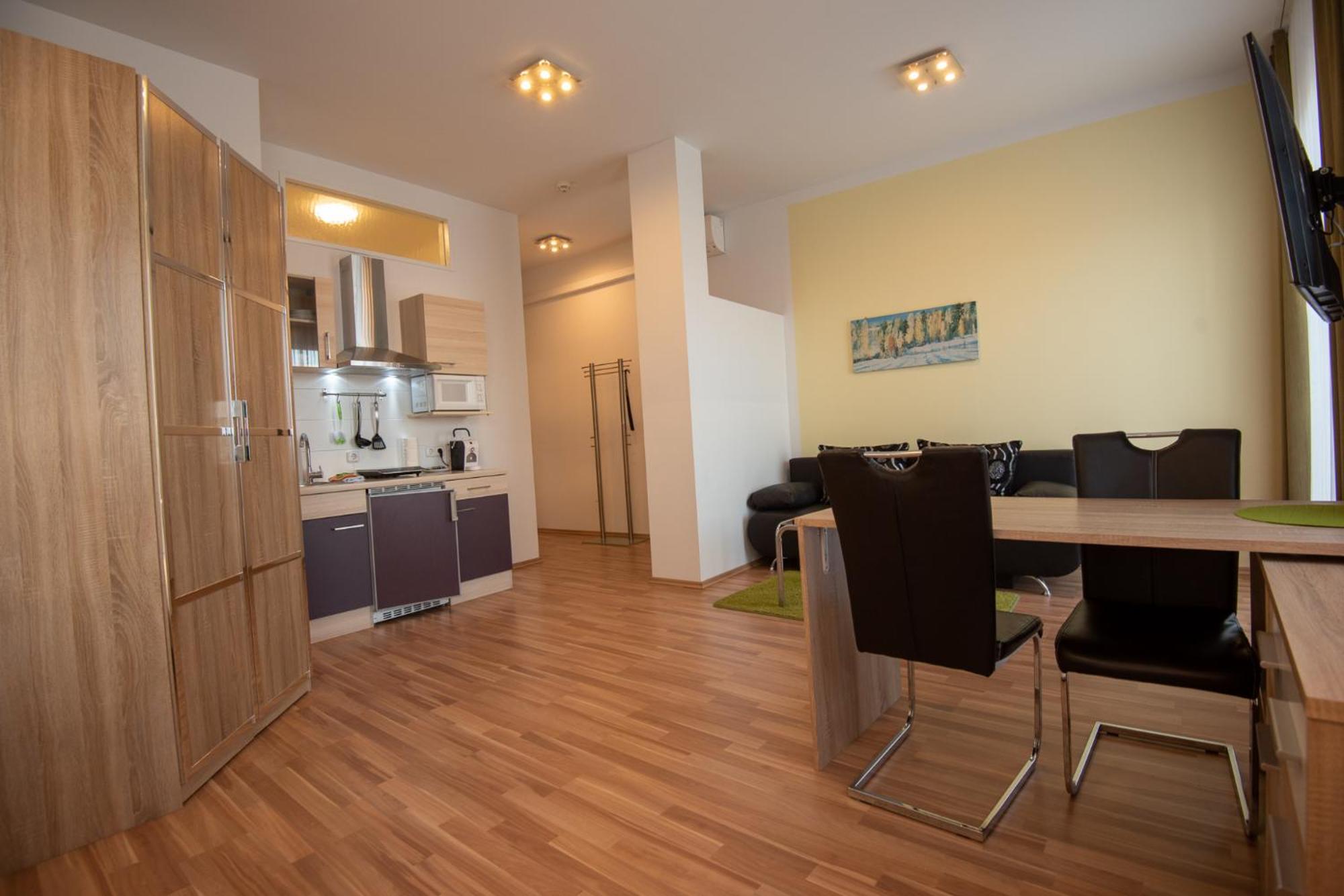 Premier Studio Apartment photo 3