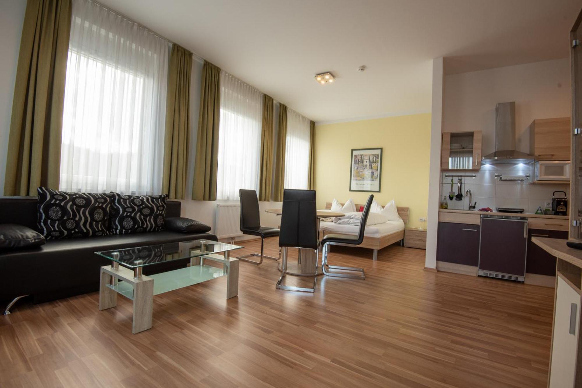 Premier Studio Apartment photo 1