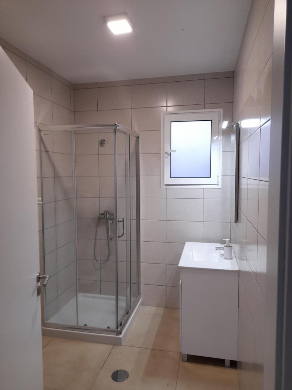 Two-Bedroom House photo 3