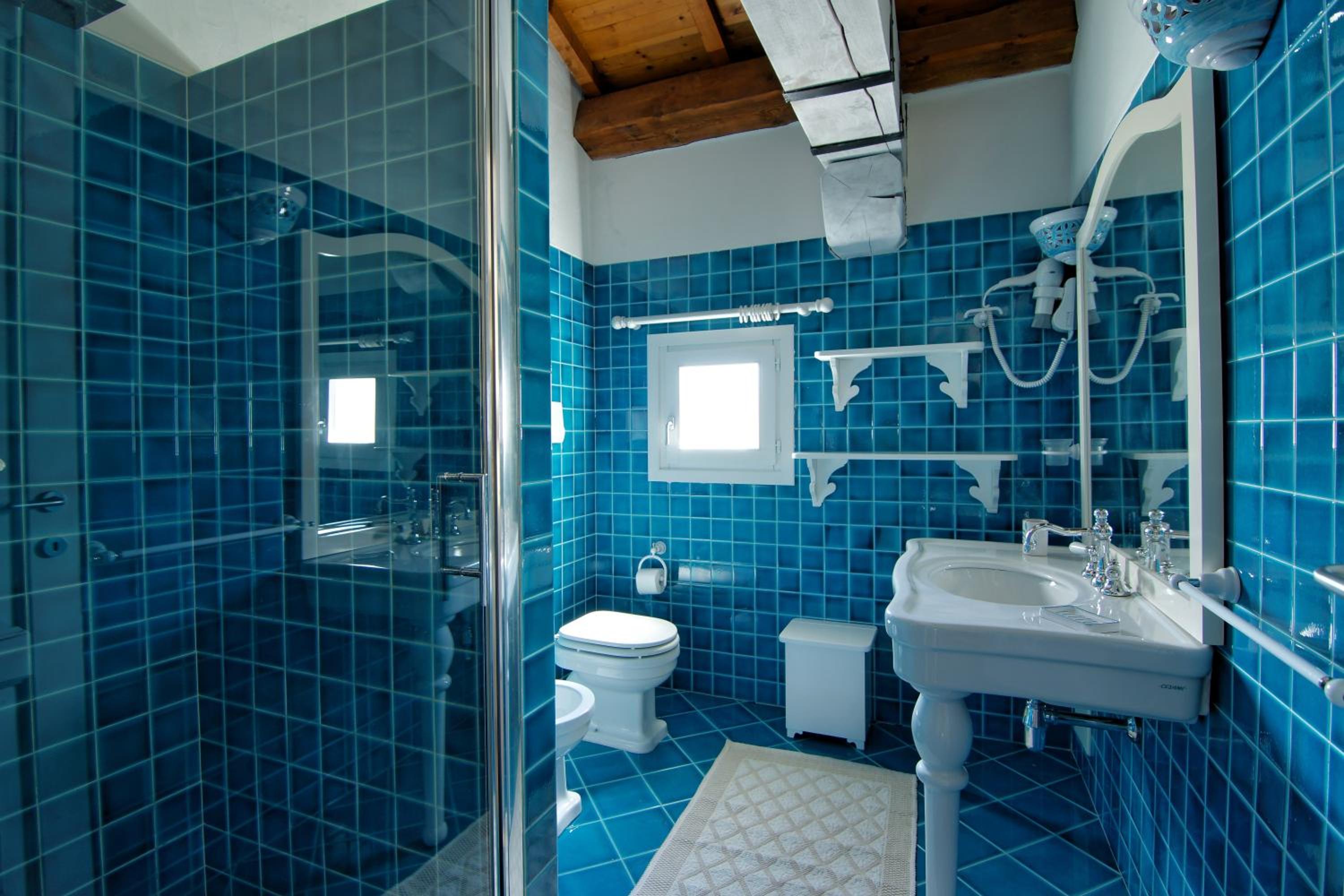 Junior Suite with Balcony photo 2