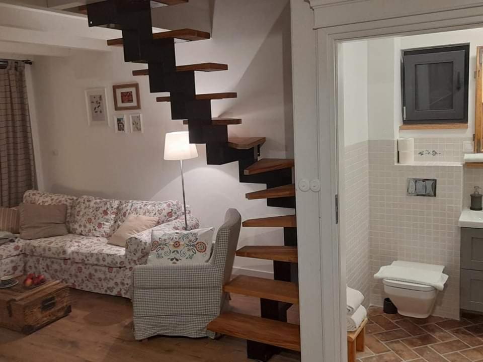 Two-Bedroom House photo 2