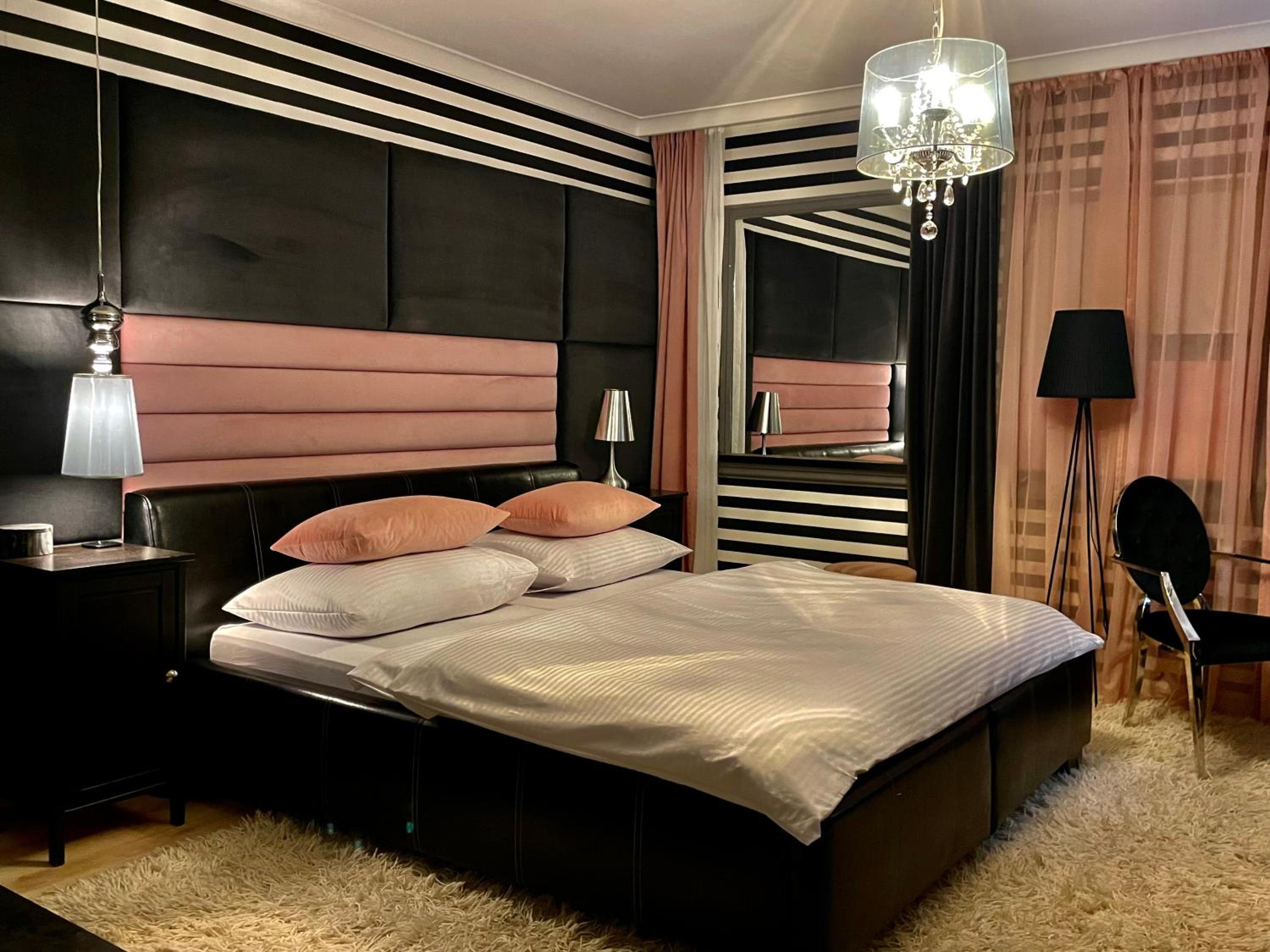 Superior Double Room - Photo 2