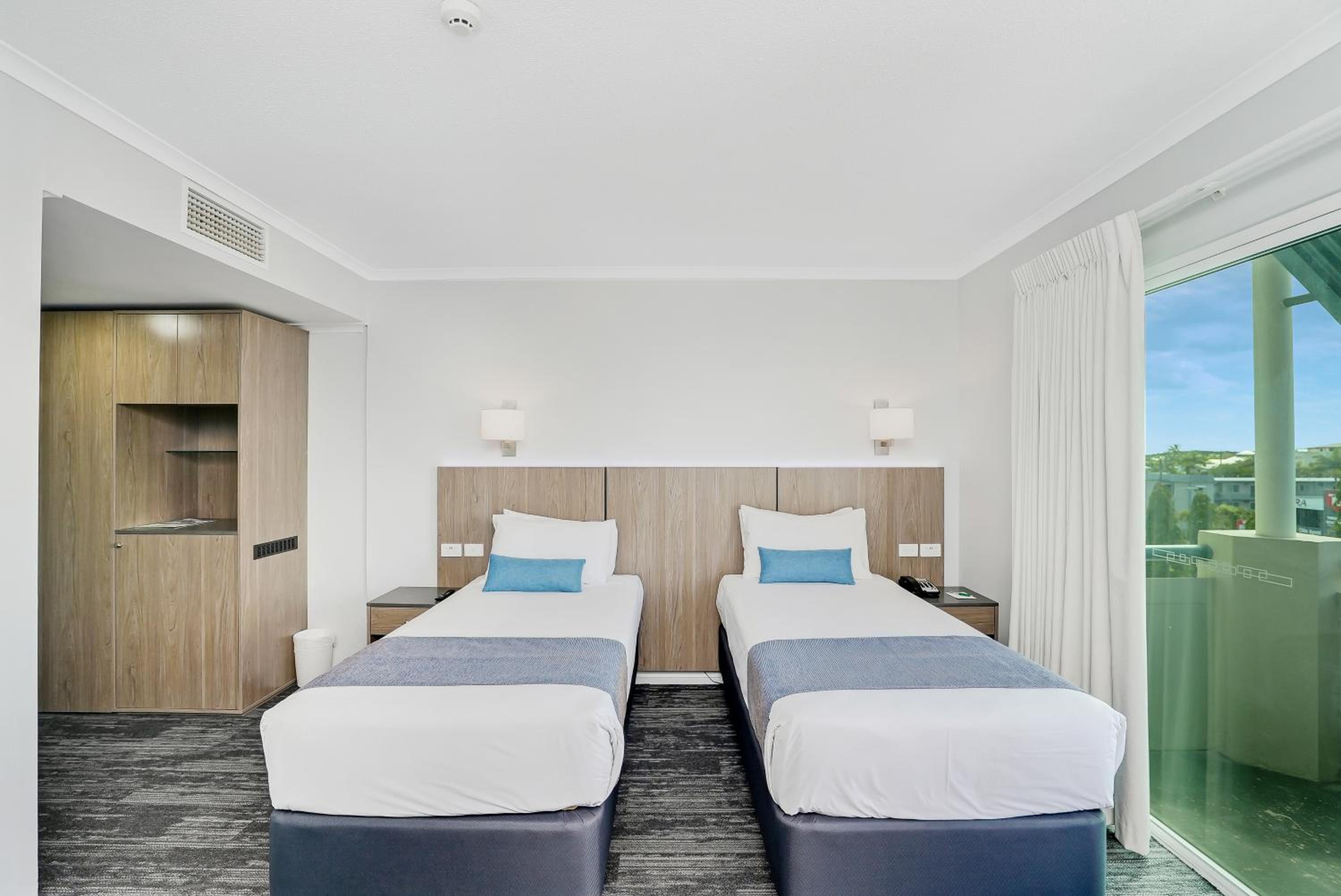 Deluxe Twin Room - Photo 3
