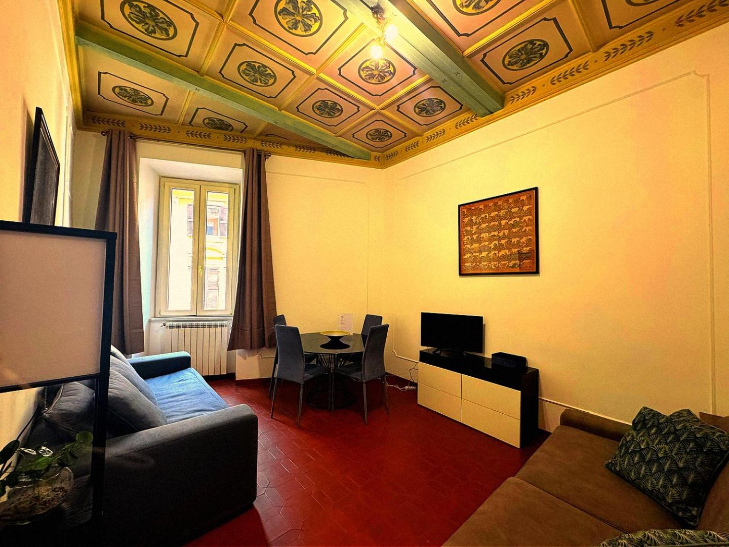 Apartment photo 1