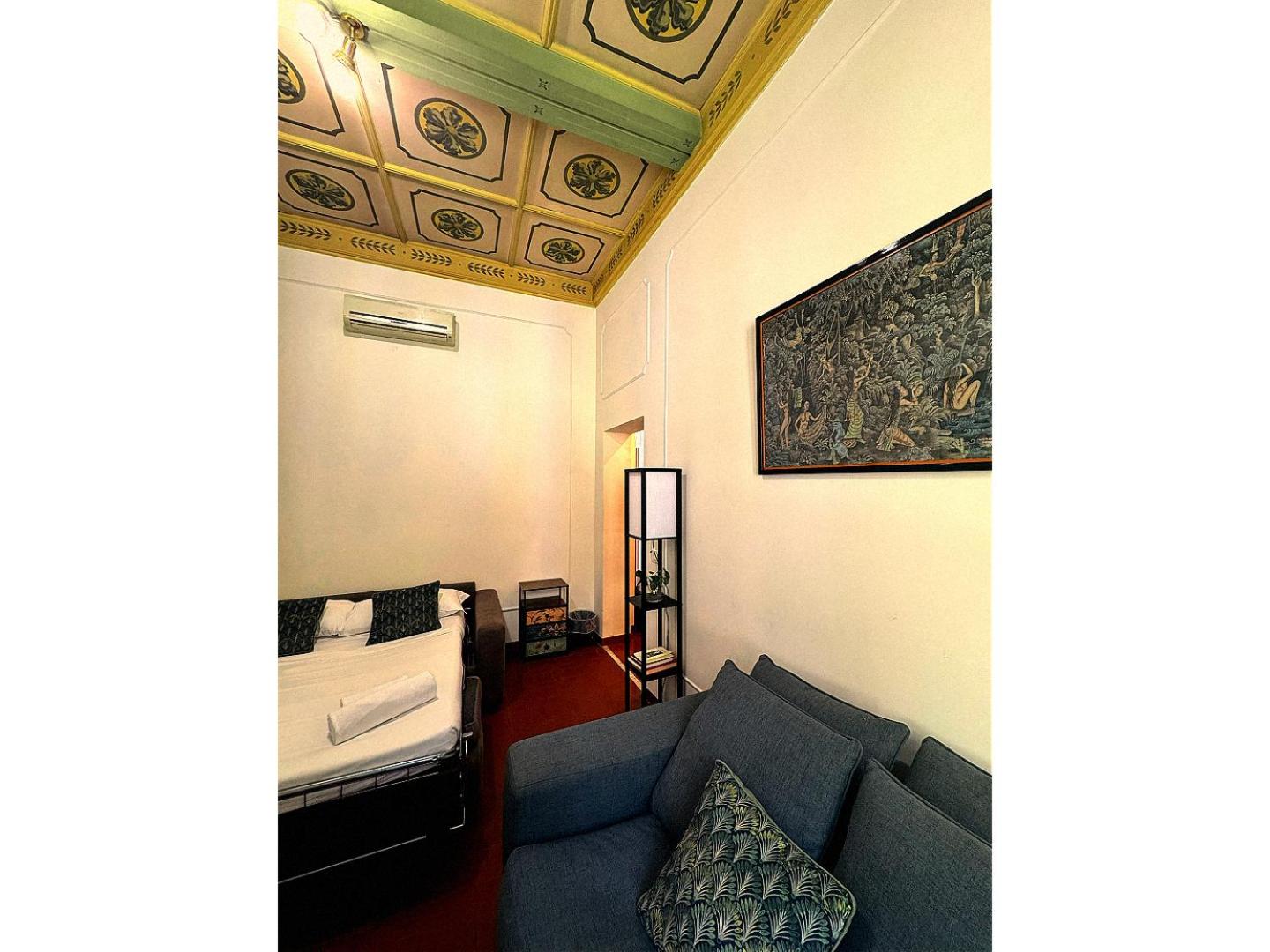 Apartment photo 3