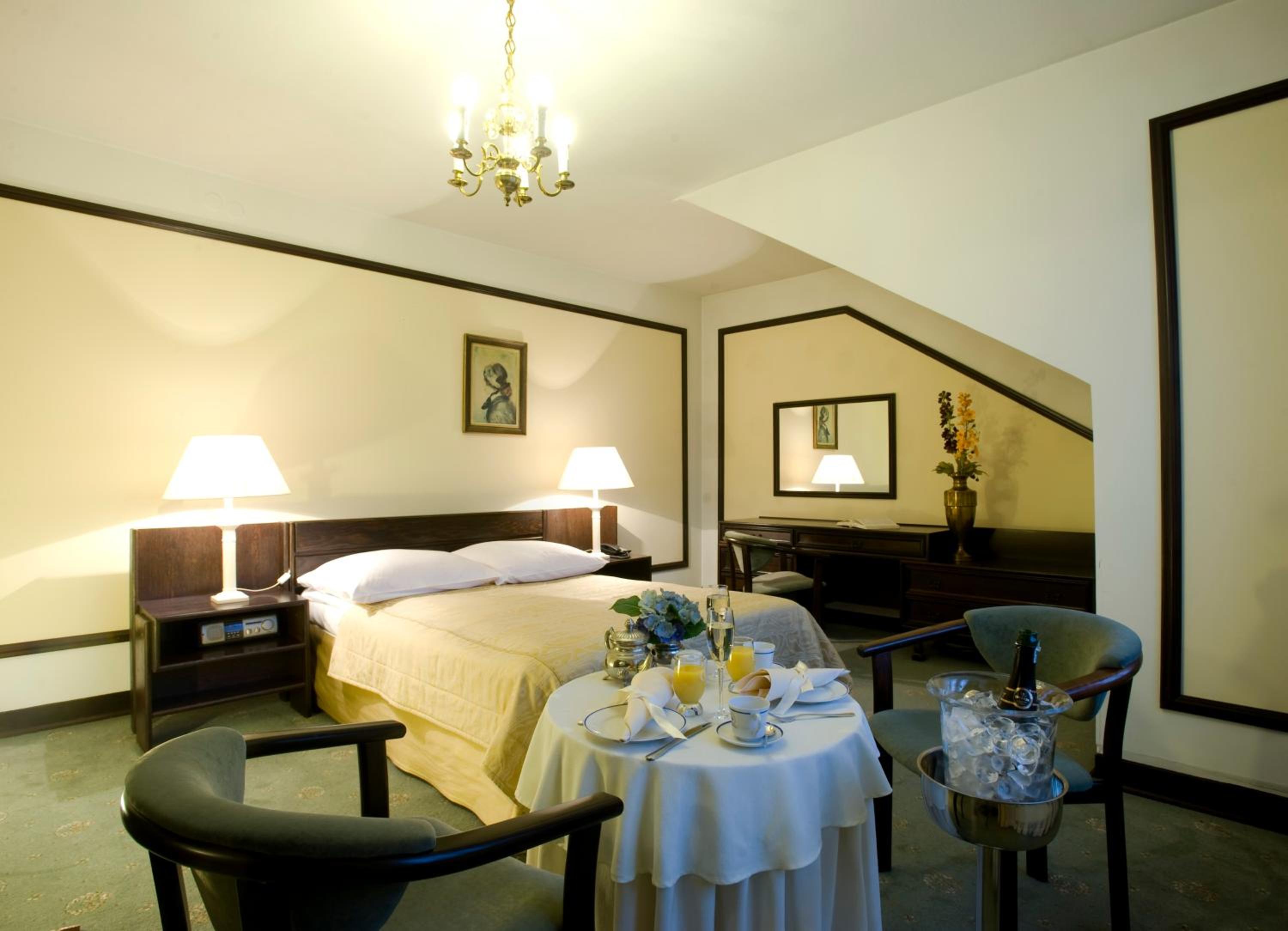 Standard Suite