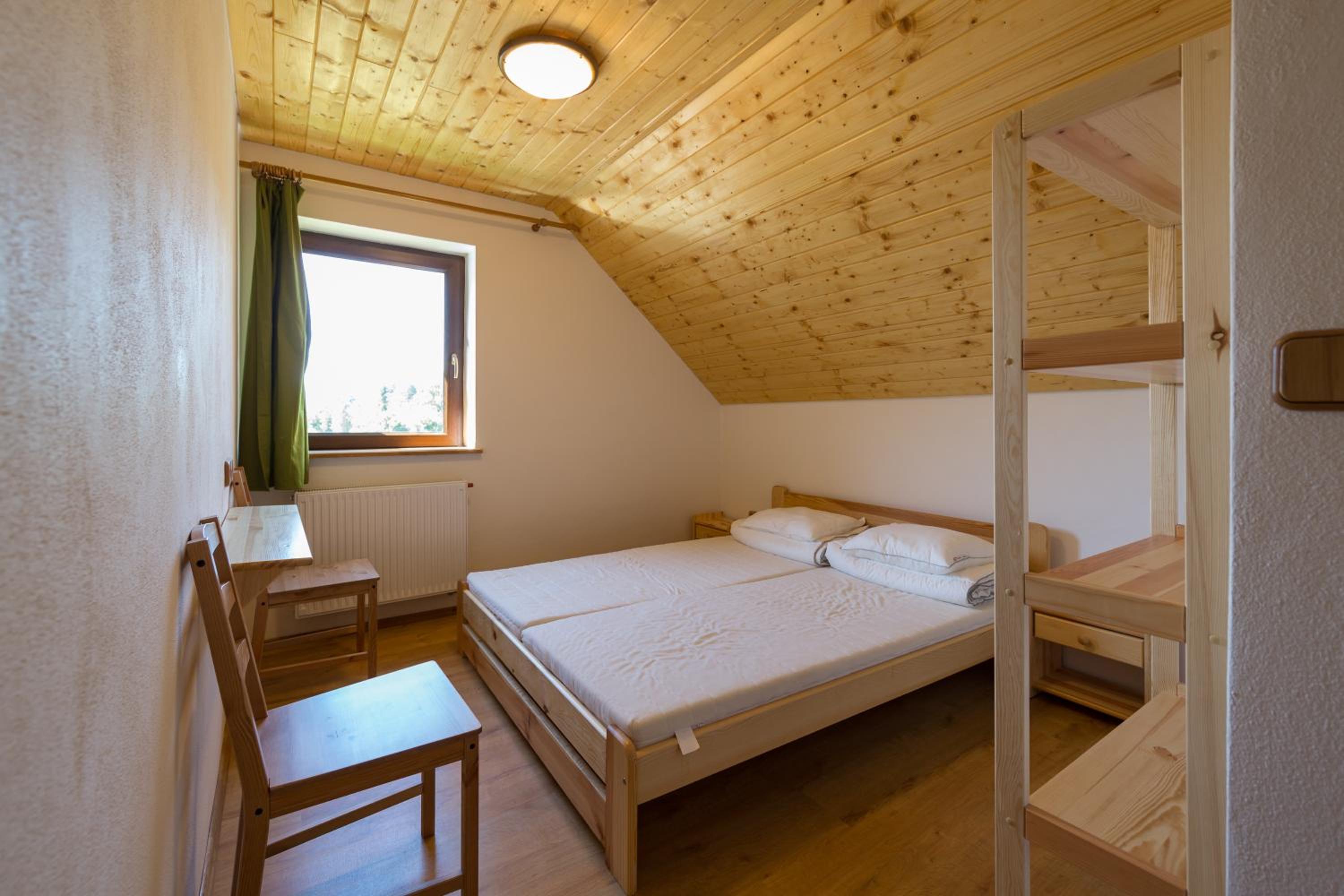 Small Double Room - Photo 1