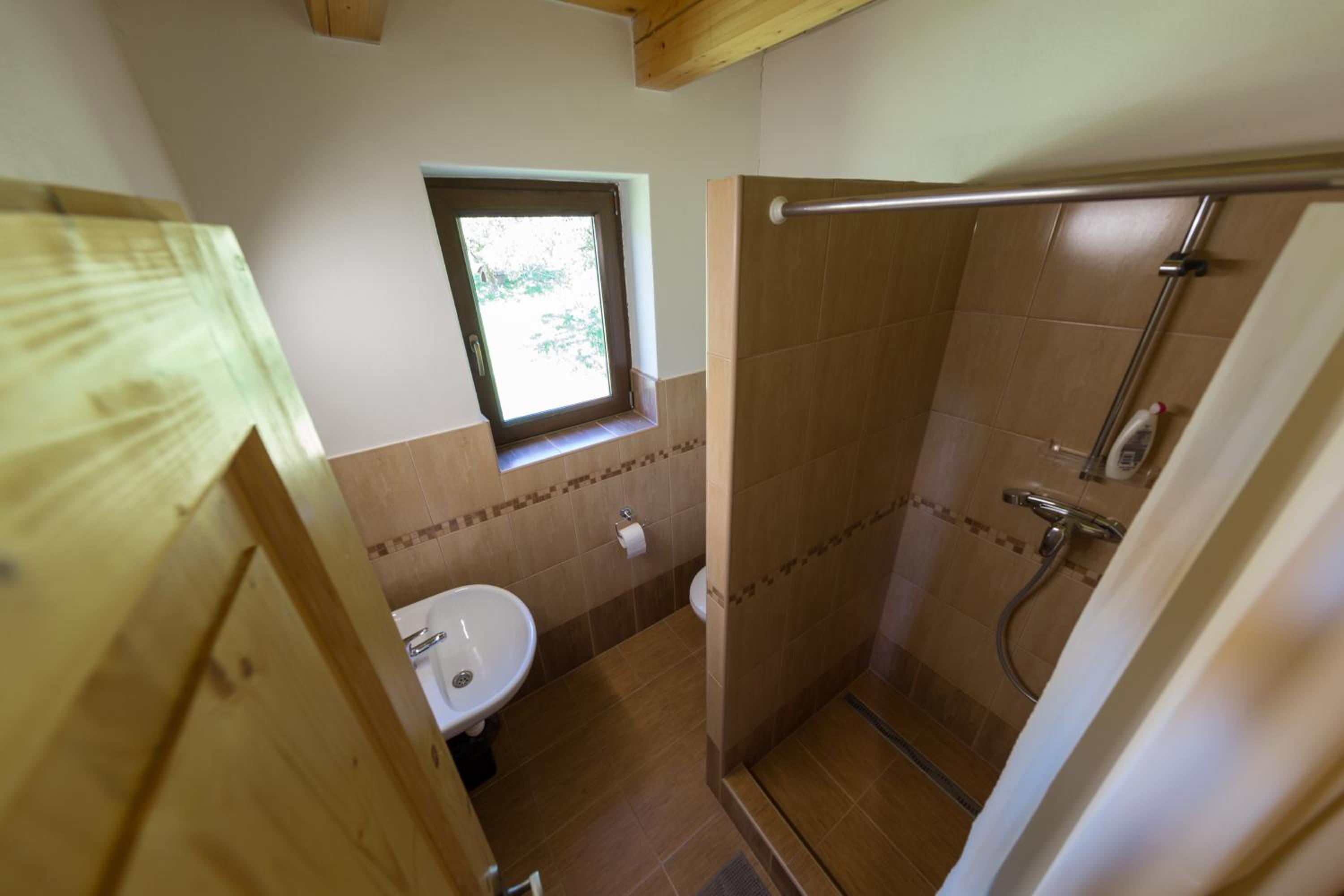 Triple Room - Photo 2