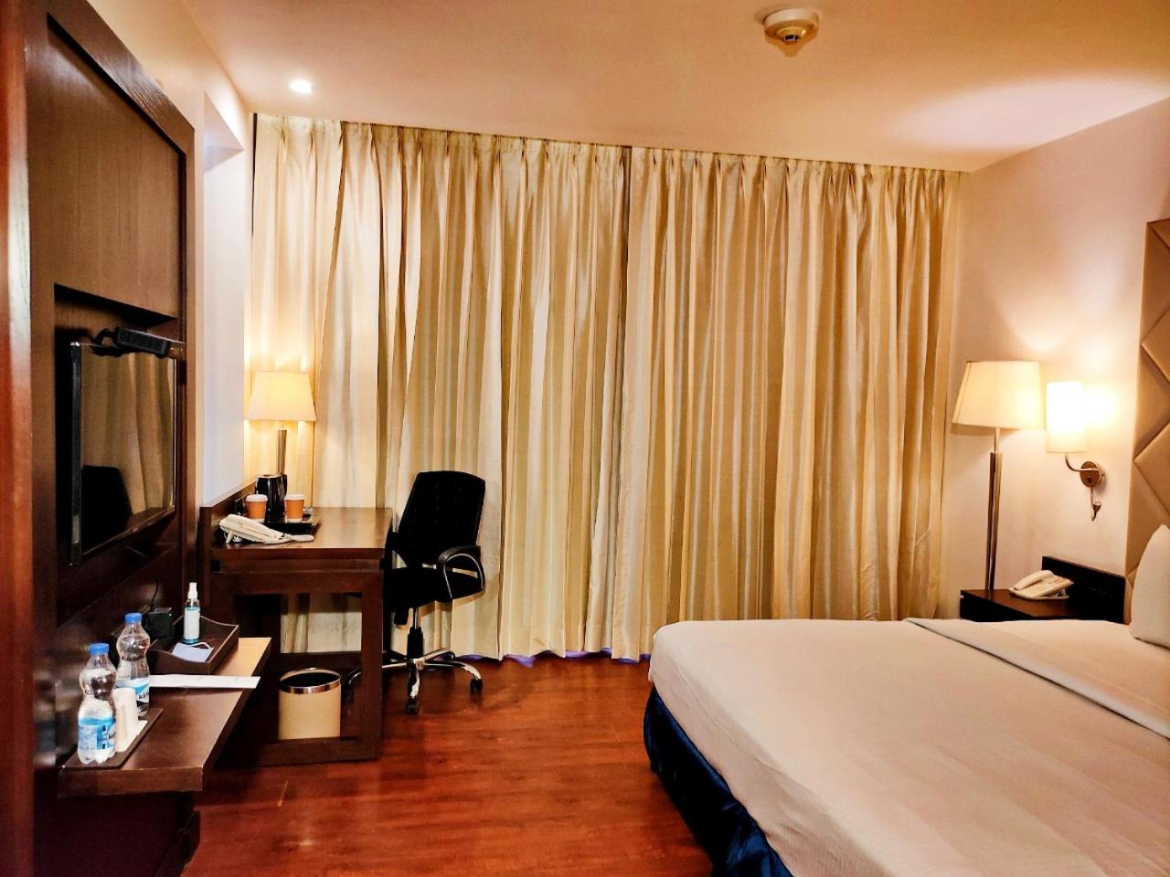 Deluxe Double Room photo 3