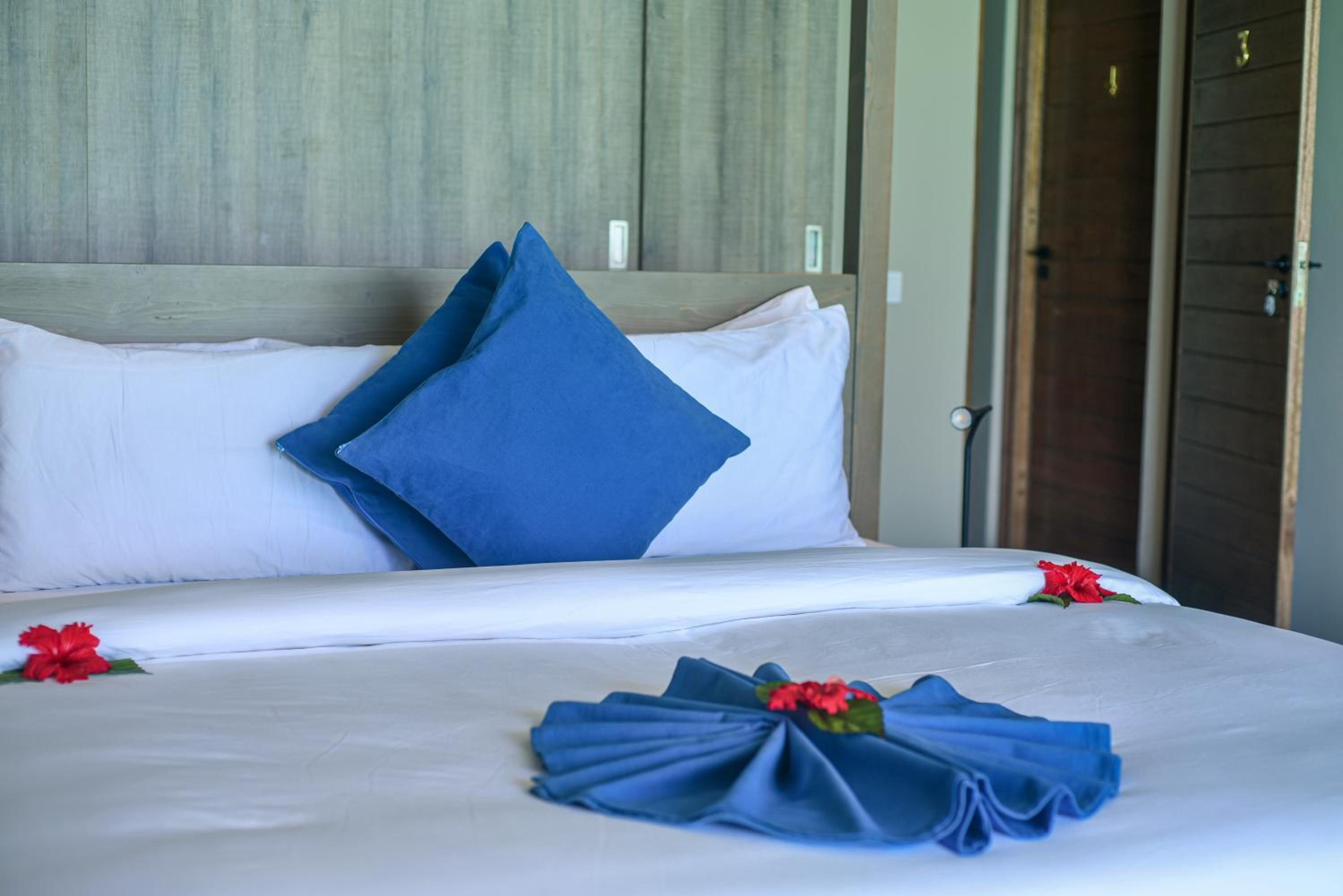 King Room with Sea View - Photo 15