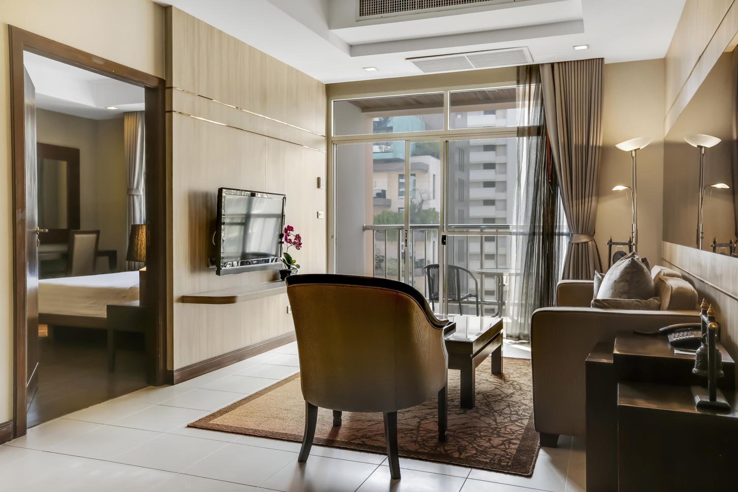 Suite with Balcony photo 3