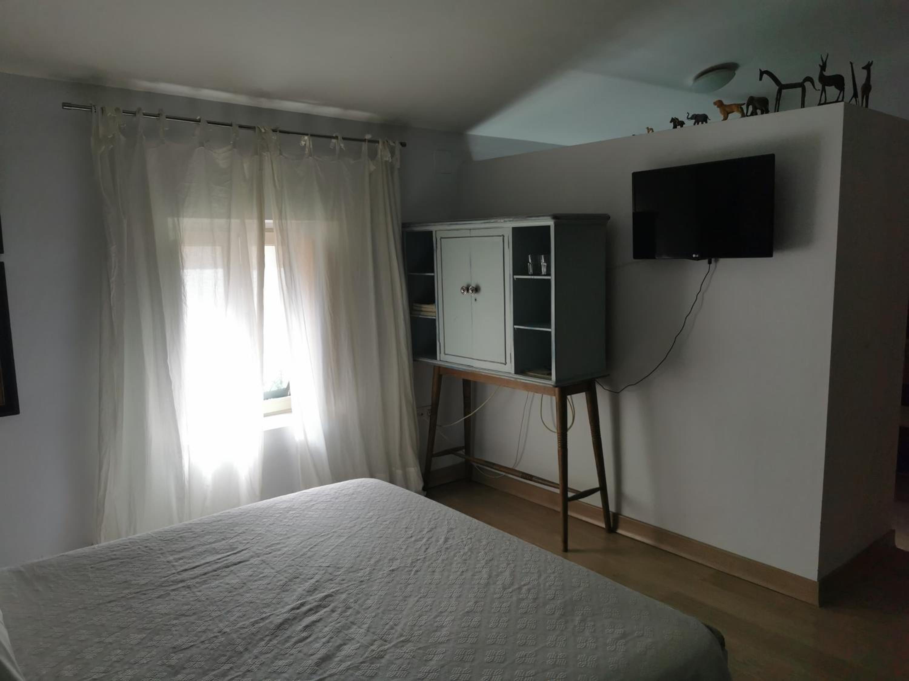 Double Room - Photo 10