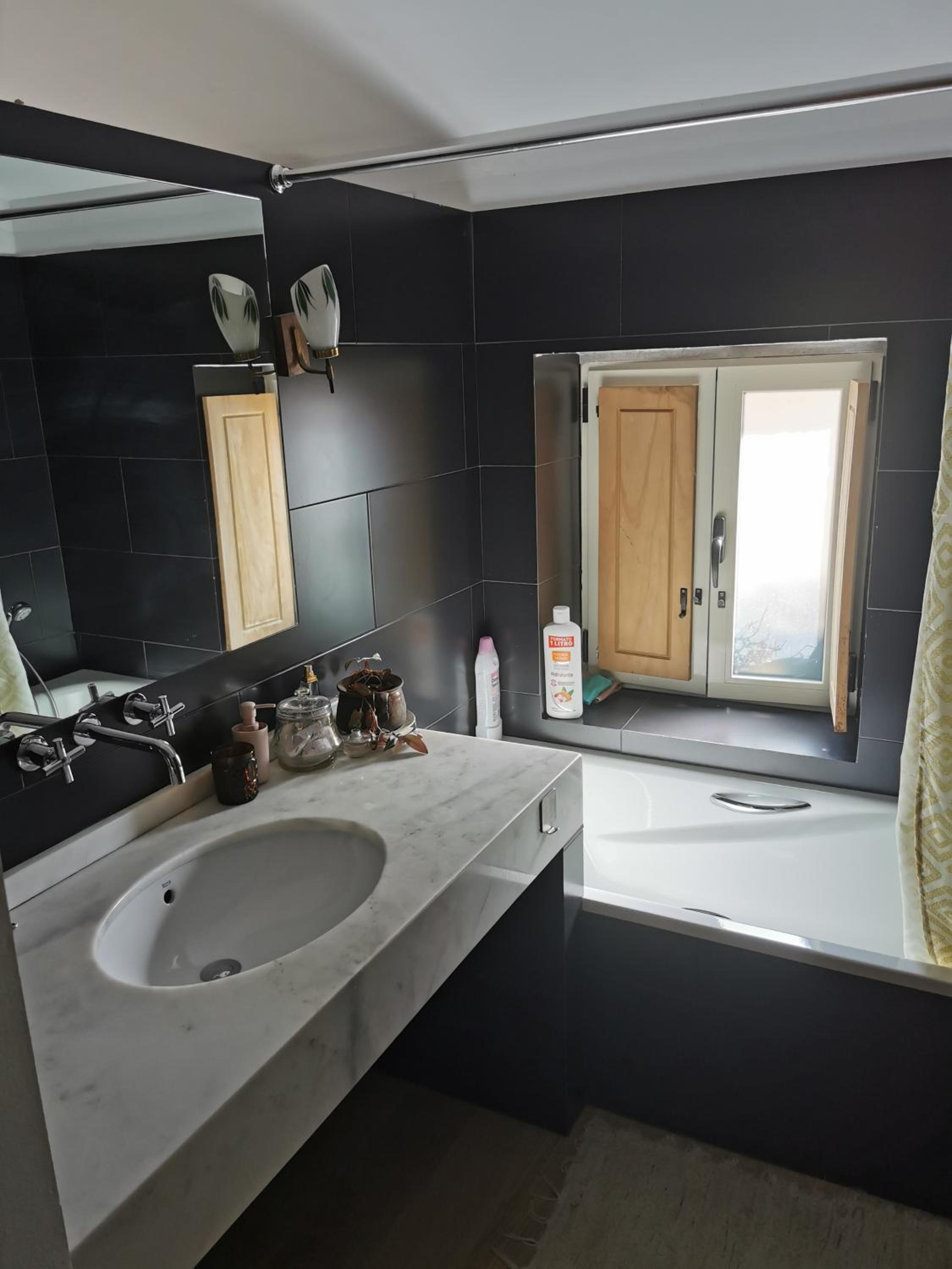 Double Room - Photo 11