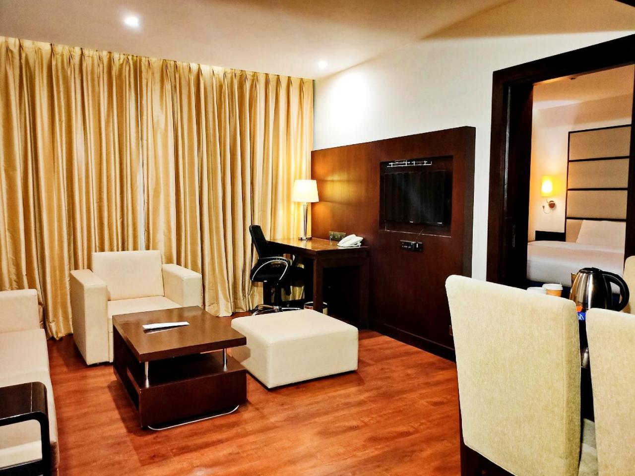 Suite - 1 Bedroom photo 3