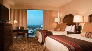 Deluxe Room 2 Queen Beds  - Photo 1