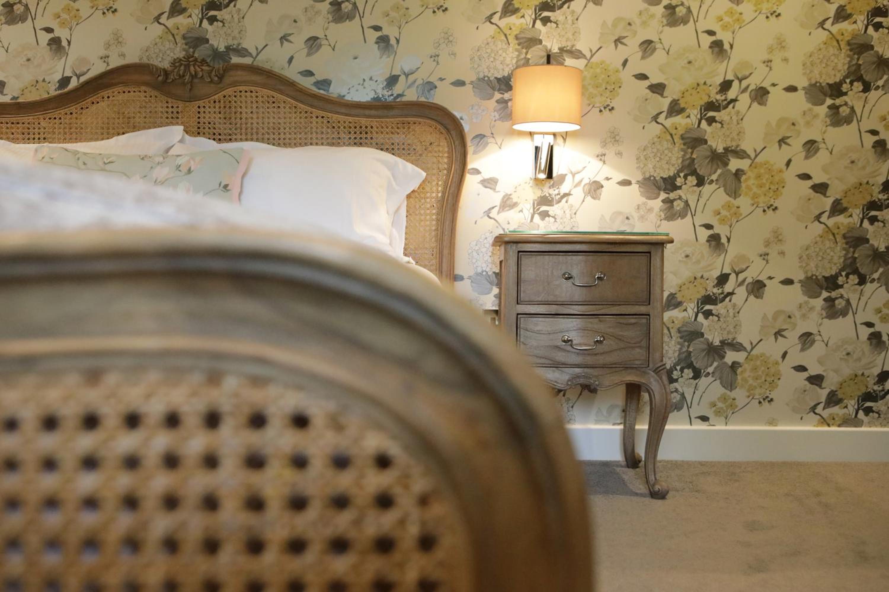 Deluxe King Room photo 1