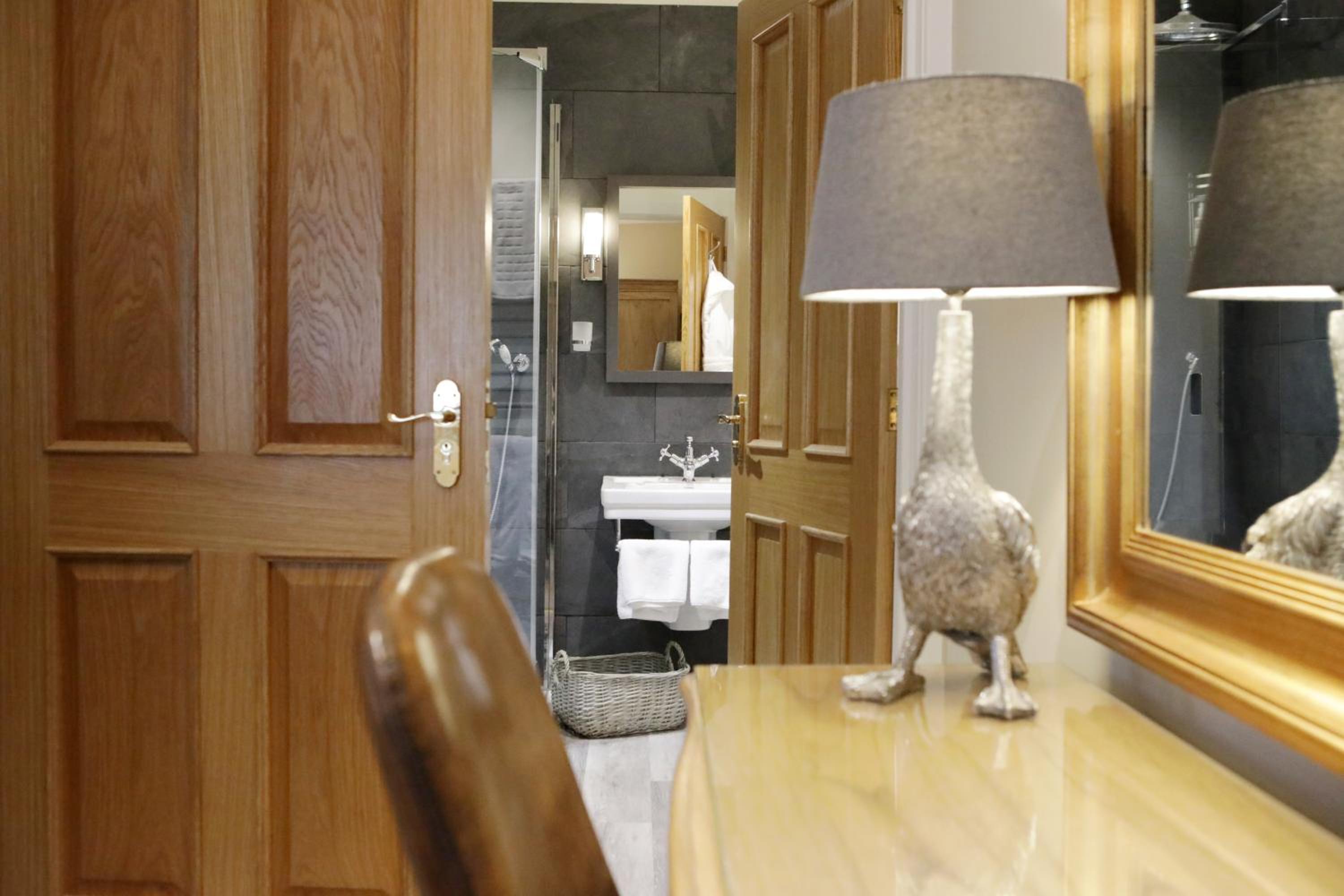 Deluxe King Room photo 3