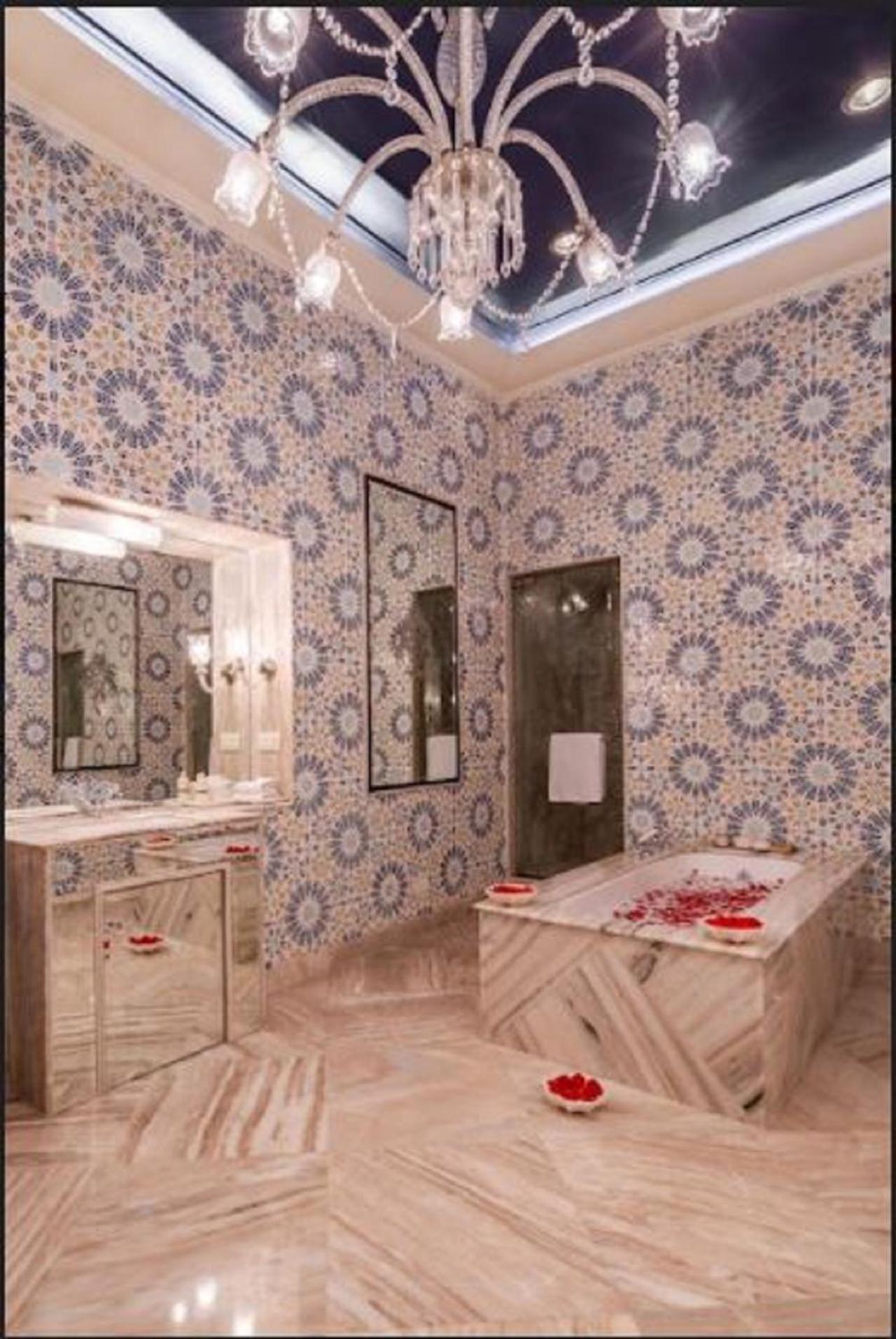 Maharajah Suite