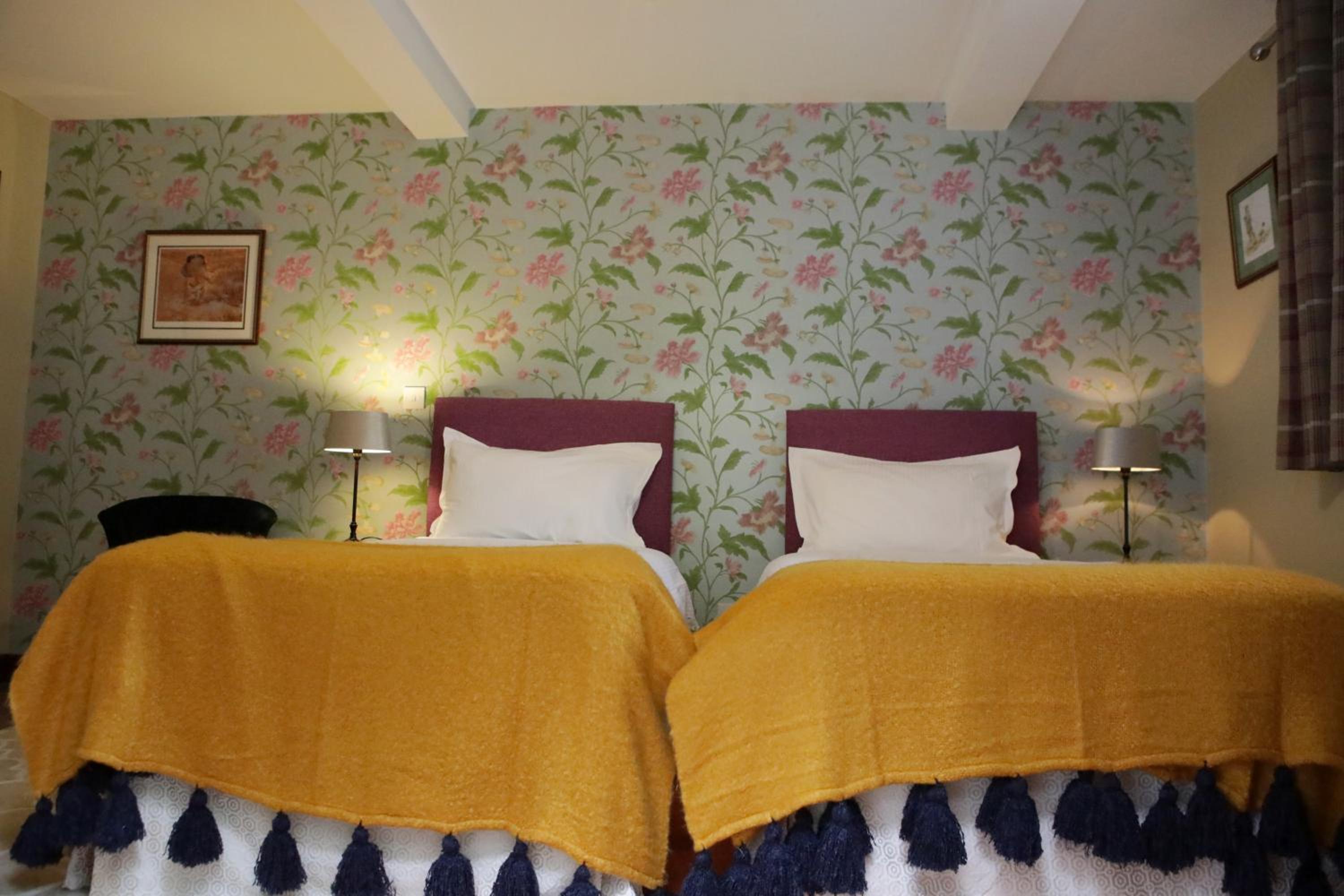 Twin Room with Private Bathroom photo 1