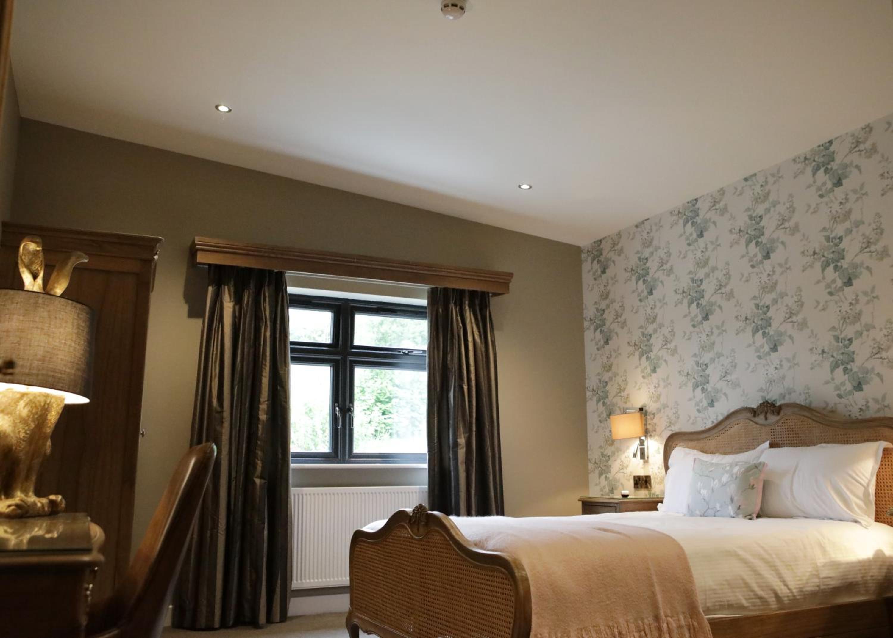 Deluxe King Room photo 3