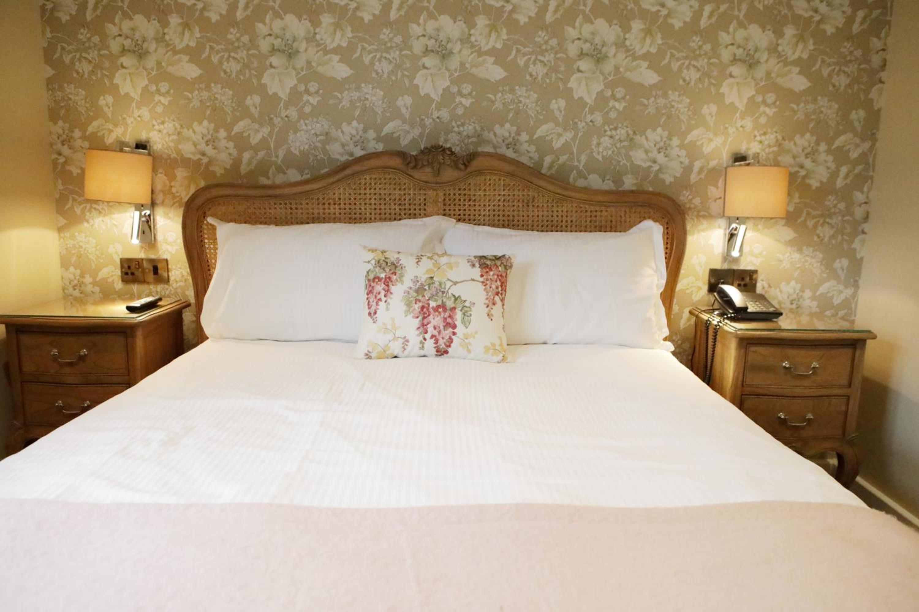 Deluxe King Room photo 2