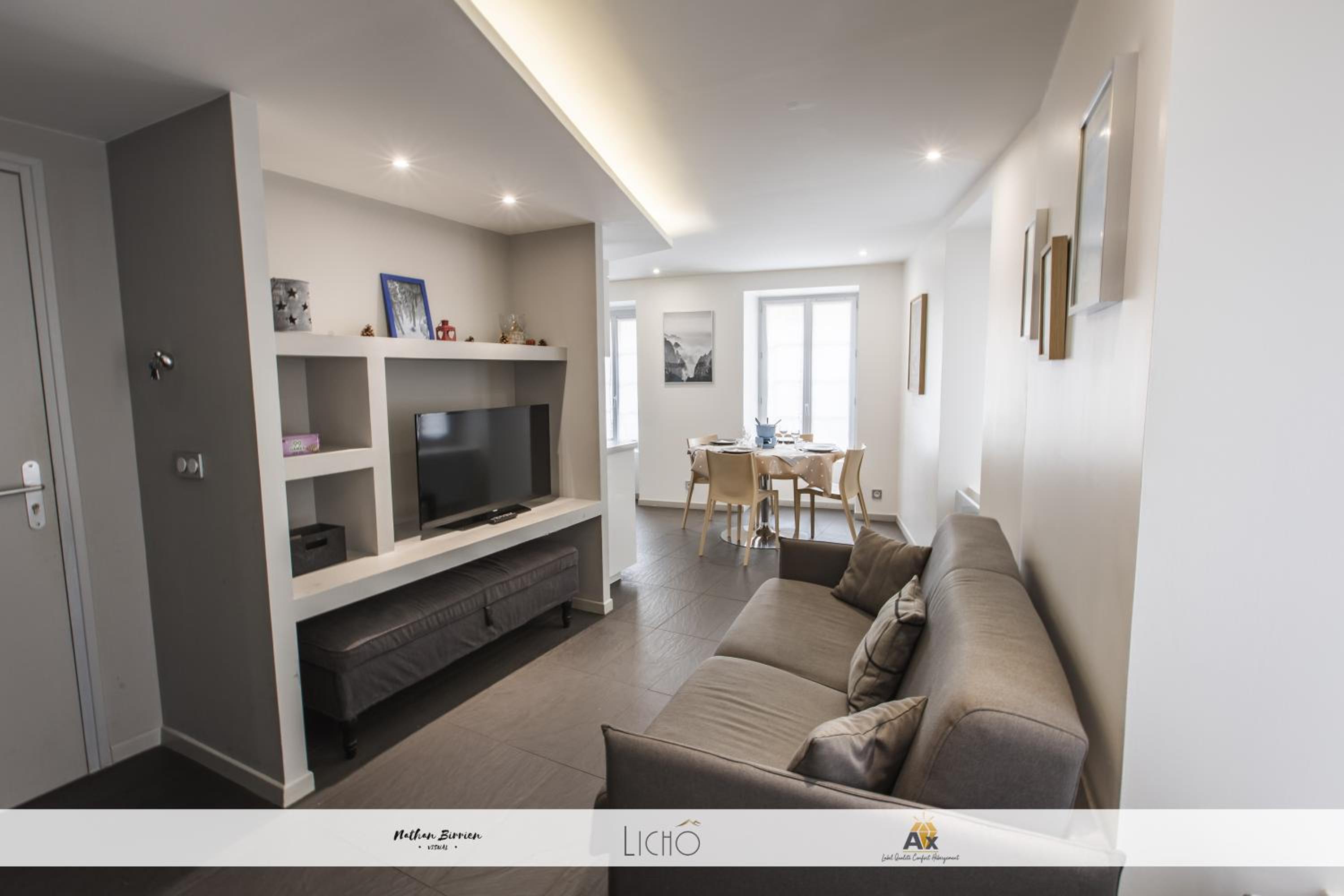 Two-Bedroom Apartment (2nd floor) photo 3
